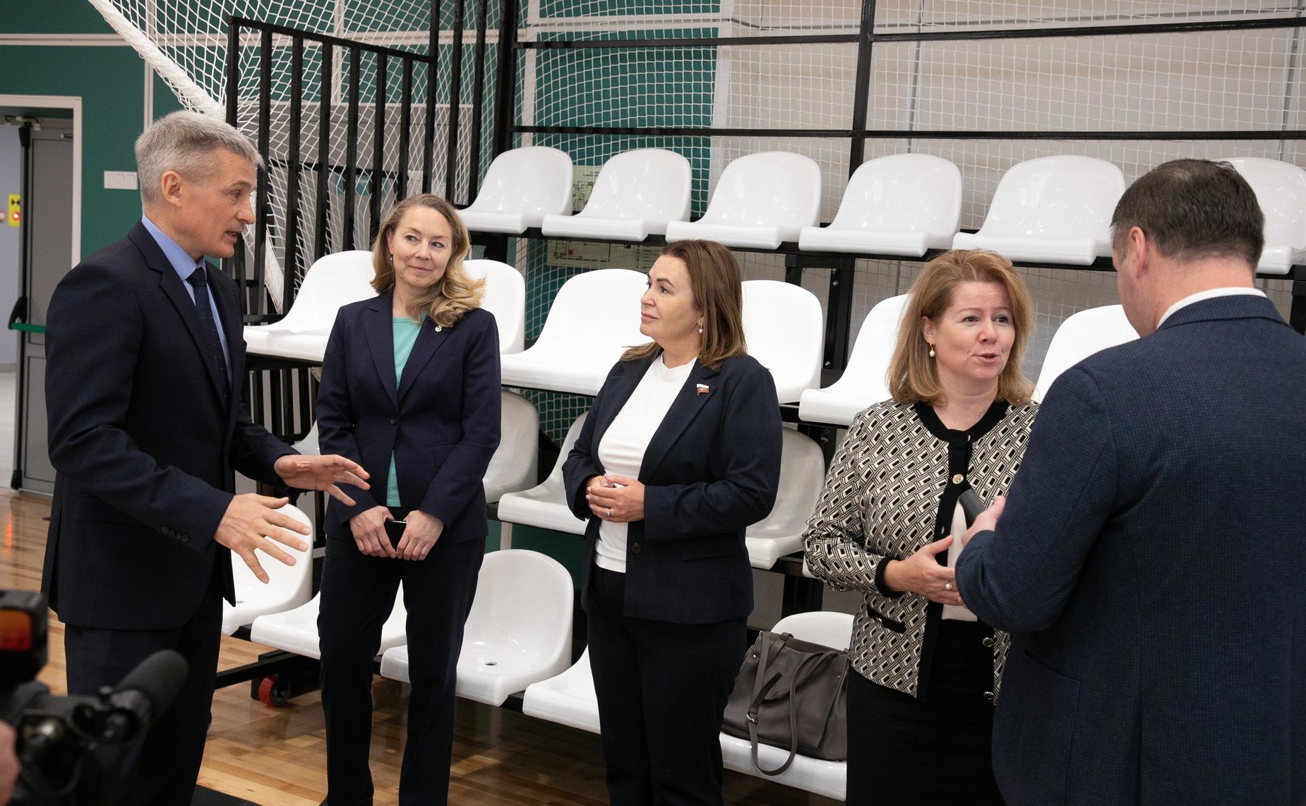 Сенаторы посетили Центр физкультурной и спортивной работы «Олимпия» Тюменского муниципального района