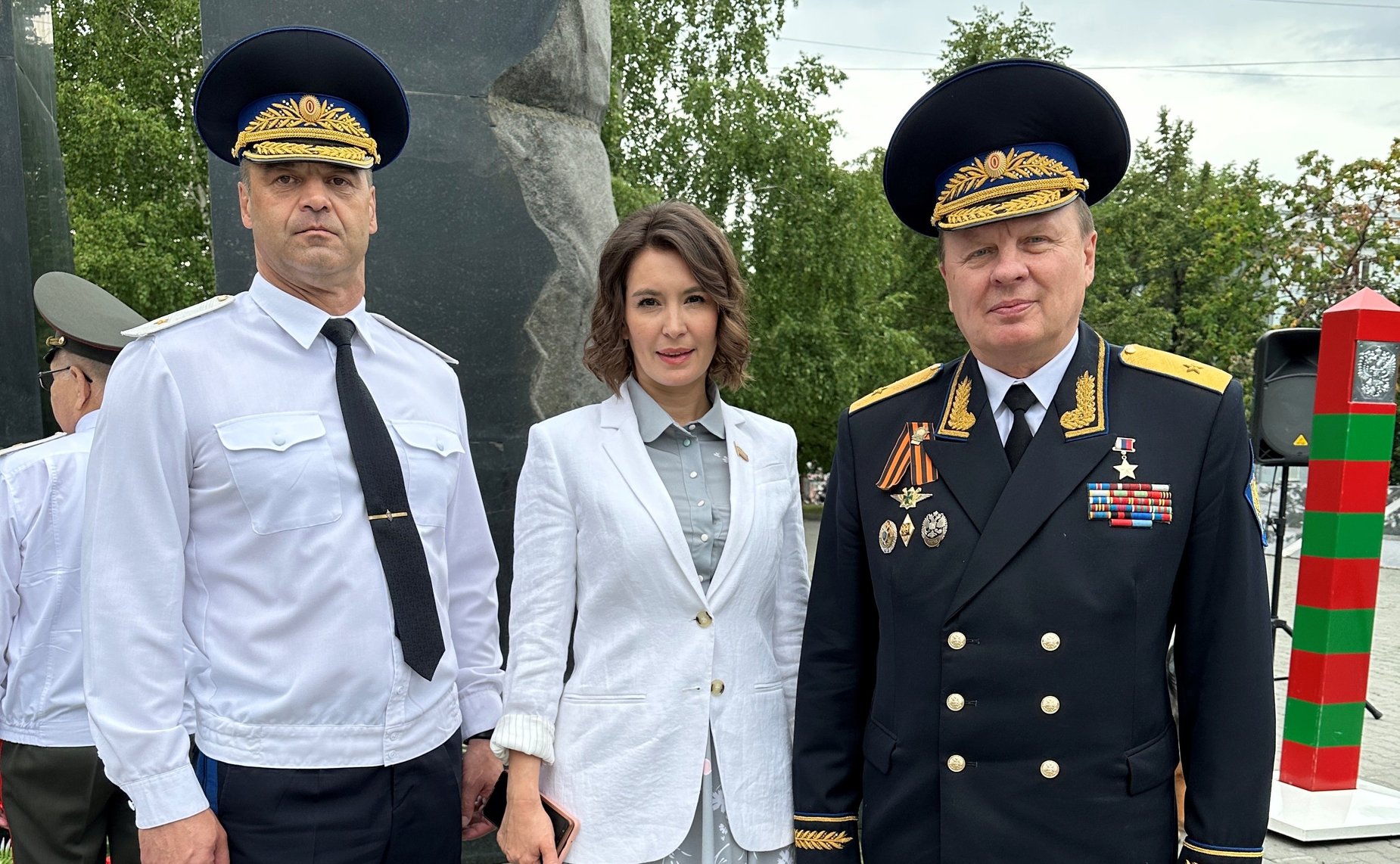 Маргарита Павлова приняла участие в церемонии вручения наказов сотрудникам федеральной службы безопасности, приступающим к работе в пограничном подразделении региона