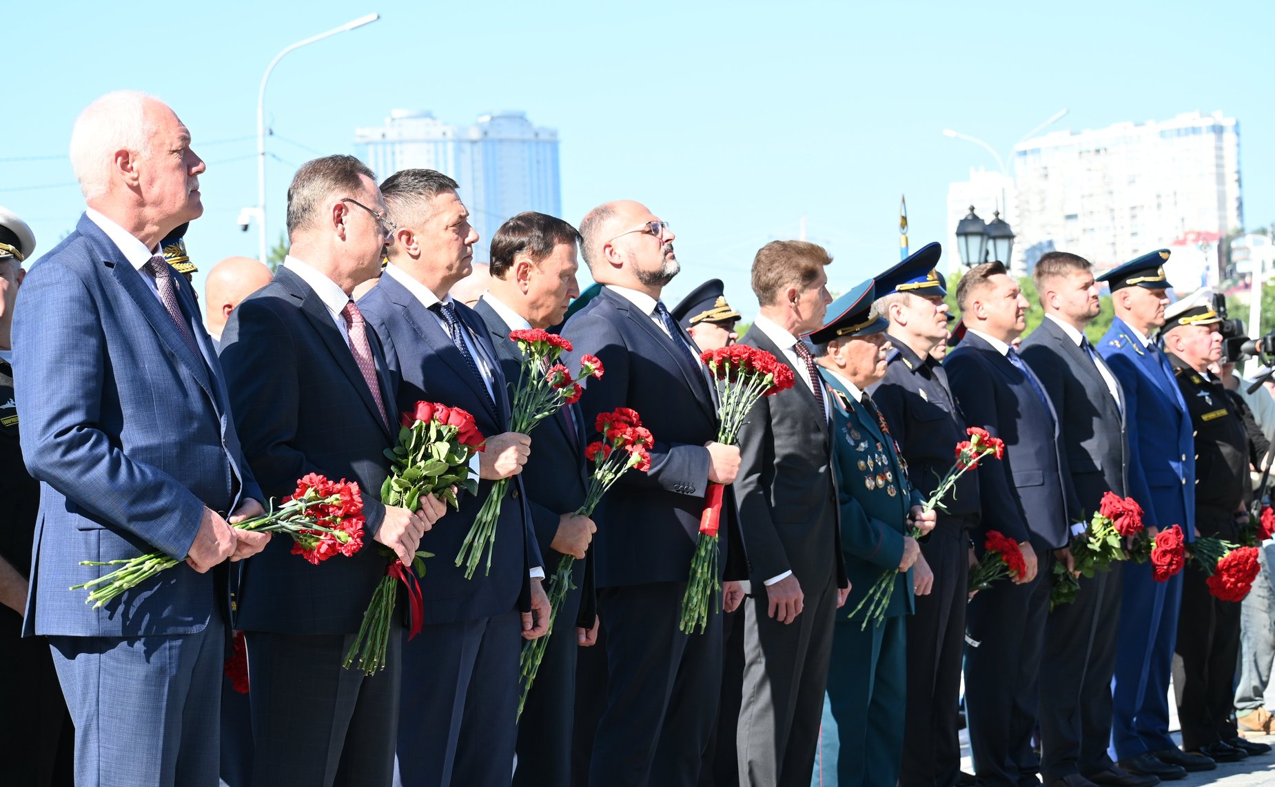 Александр Ролик во Владивостоке принял участие в мероприятиях, посвященных 80-й годовщине Победы над милитаристской Японией и окончания Второй мировой войны