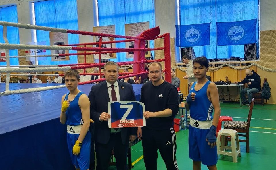 Денис Гусев принял участие в чемпионате Архангельской области по боксу и турнире памяти основателей школы бокса в Архангельске Валерия Власова и Владимира Чаплинского