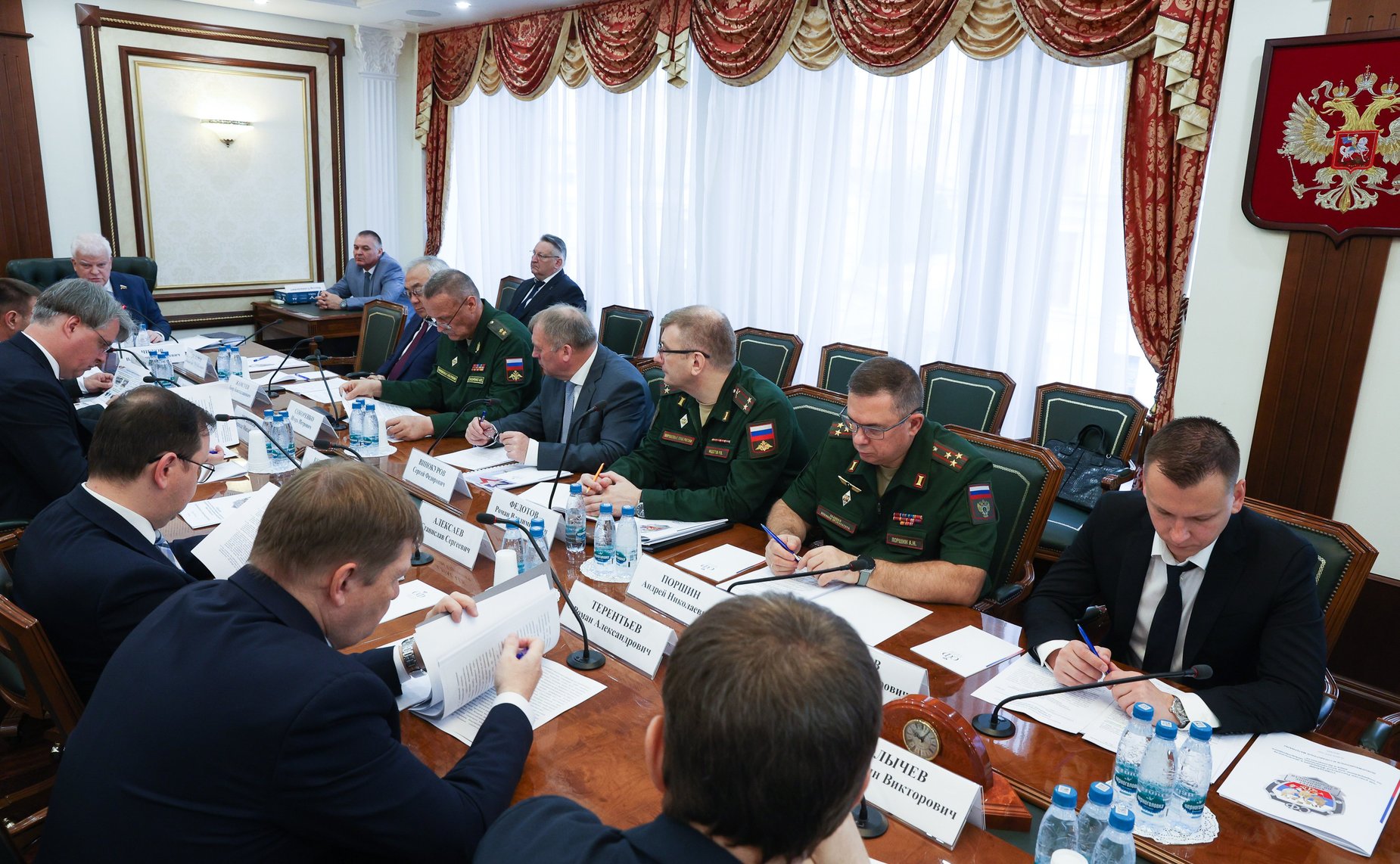 Совещание на тему «Об участии Российской Федерации в деятельности по поддержанию или восстановлению международного мира и безопасности»