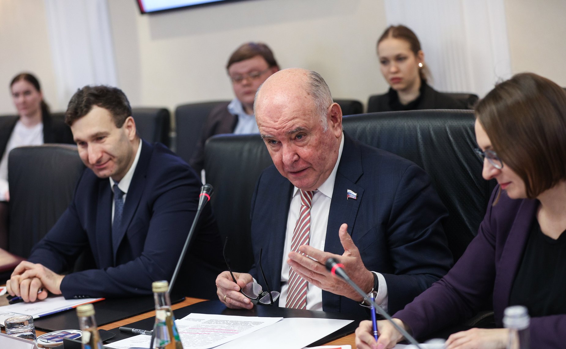 Председатель Комитета Совета Федерации по международным делам Григорий Карасин провел встречу с рядом международных наблюдателей на выборах Президента Российской Федерации из Австралии, Аргентины и Казахстана