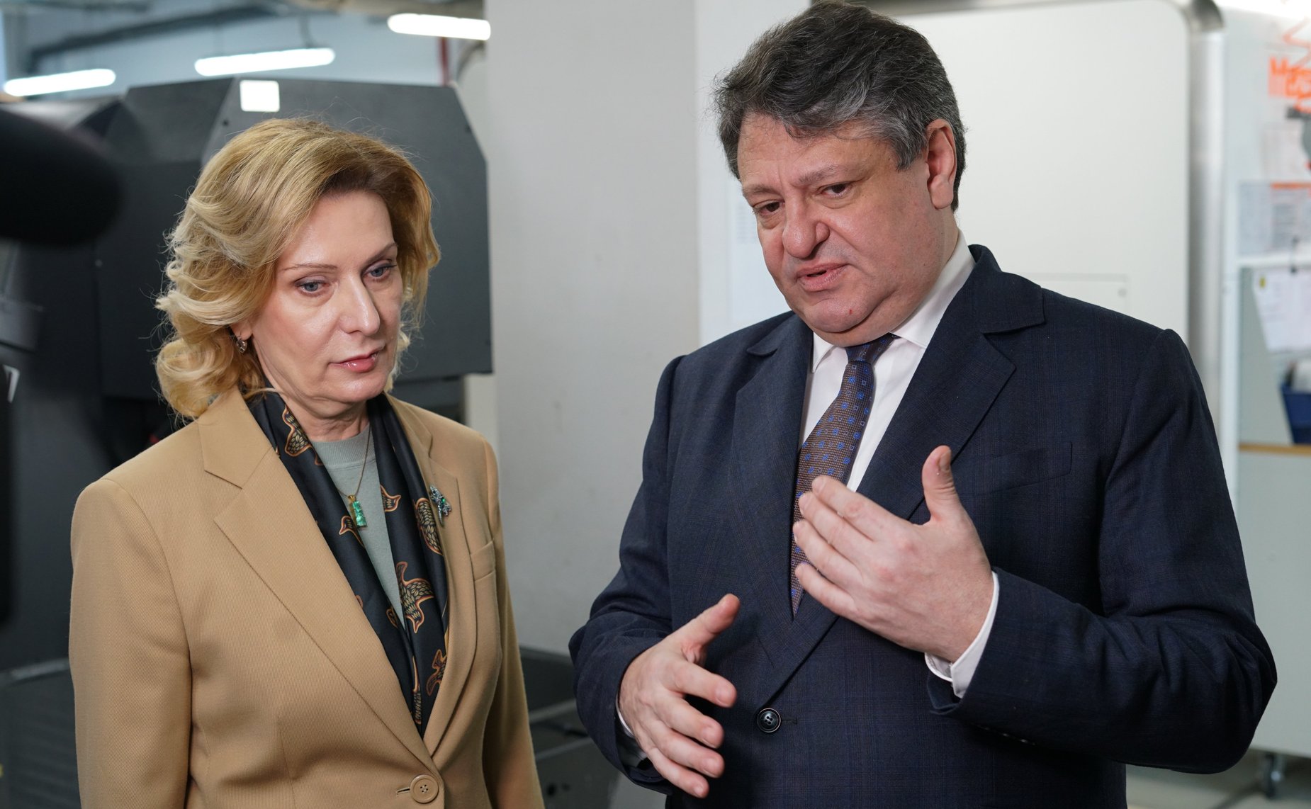 Заместитель Председателя Совета Федерации Инна Святенко посетила производство Центра инноваций в травматологии и ортопедии Ростеха