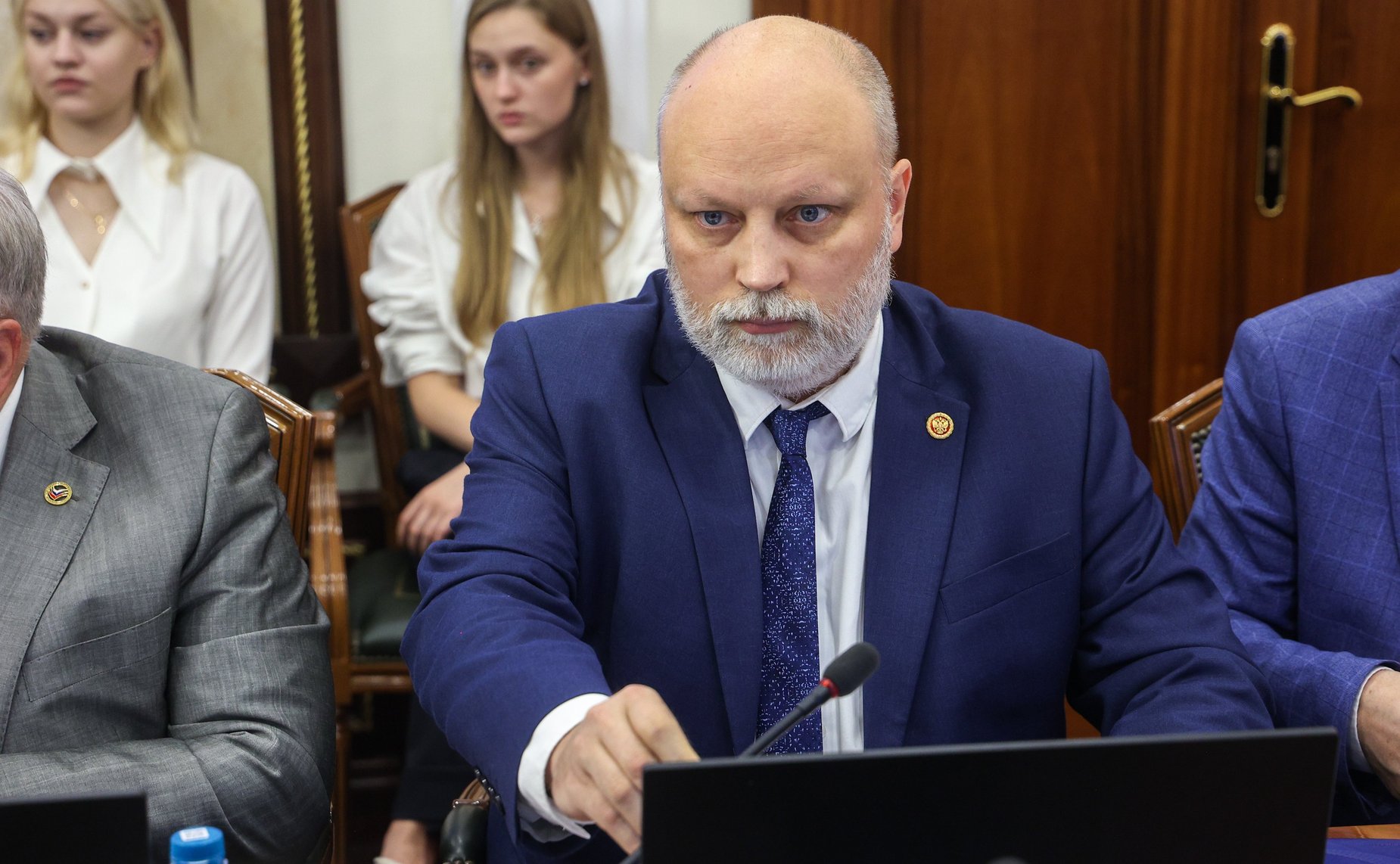 Заседание Комиссии Совета Федерации по защите государственного суверенитета и предотвращению вмешательства во внутренние дела Российской Федерации