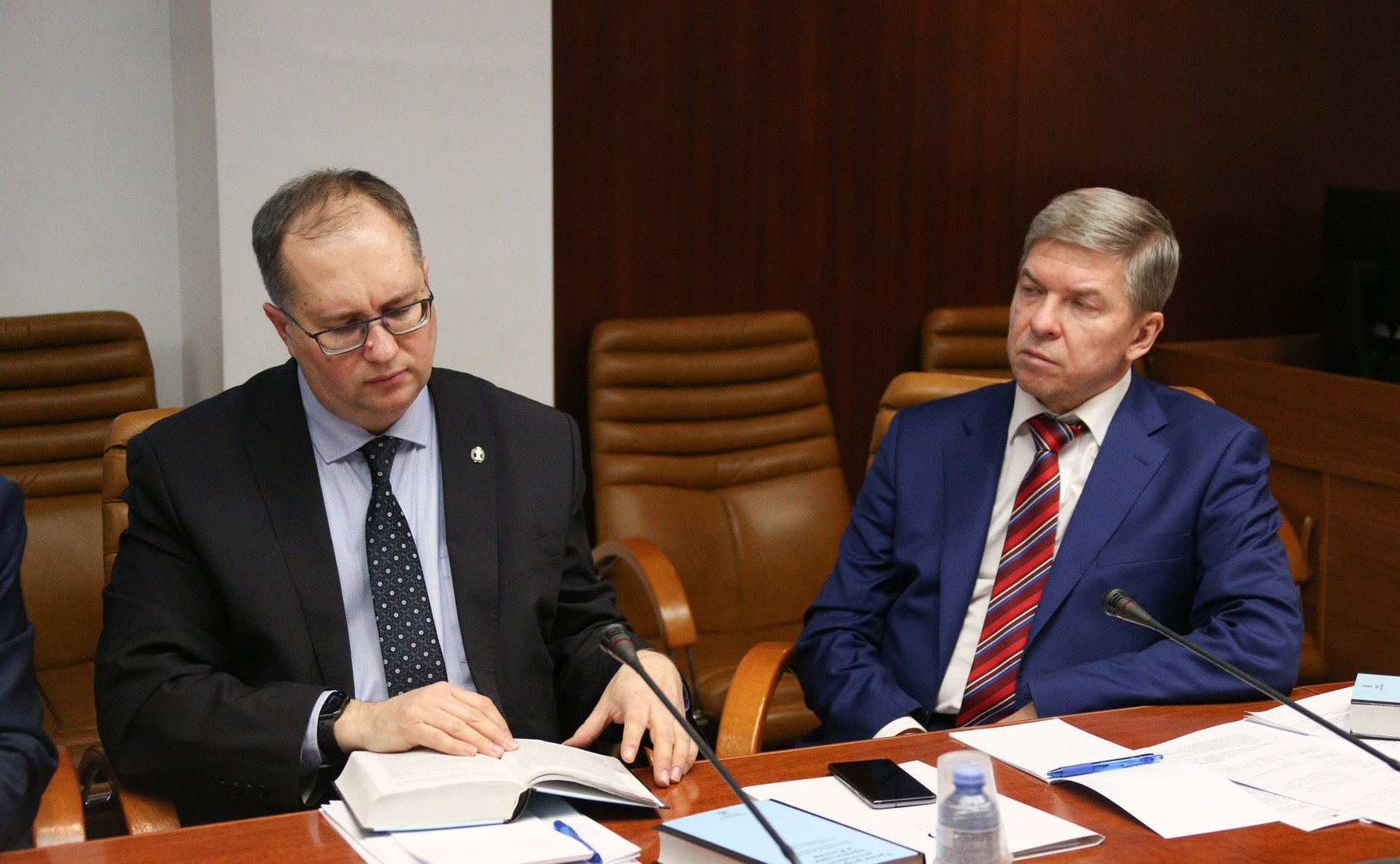 Круглый стол Комитета СФ по конституционному законодательству и государственному строительству