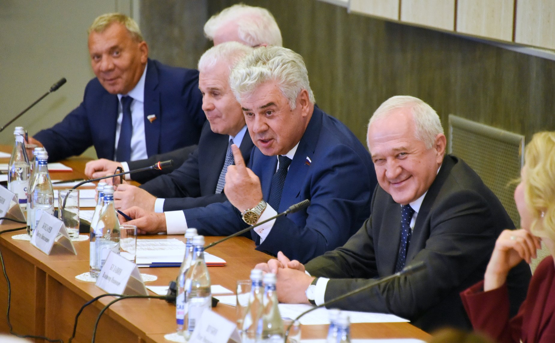 Сенаторы посетили российское государственное научное и производственное предприятие «Российский федеральный ядерный центр — Всероссийский научно-исследовательский институт экспериментальной физики» (РФЯЦ — ВНИИЭФ)