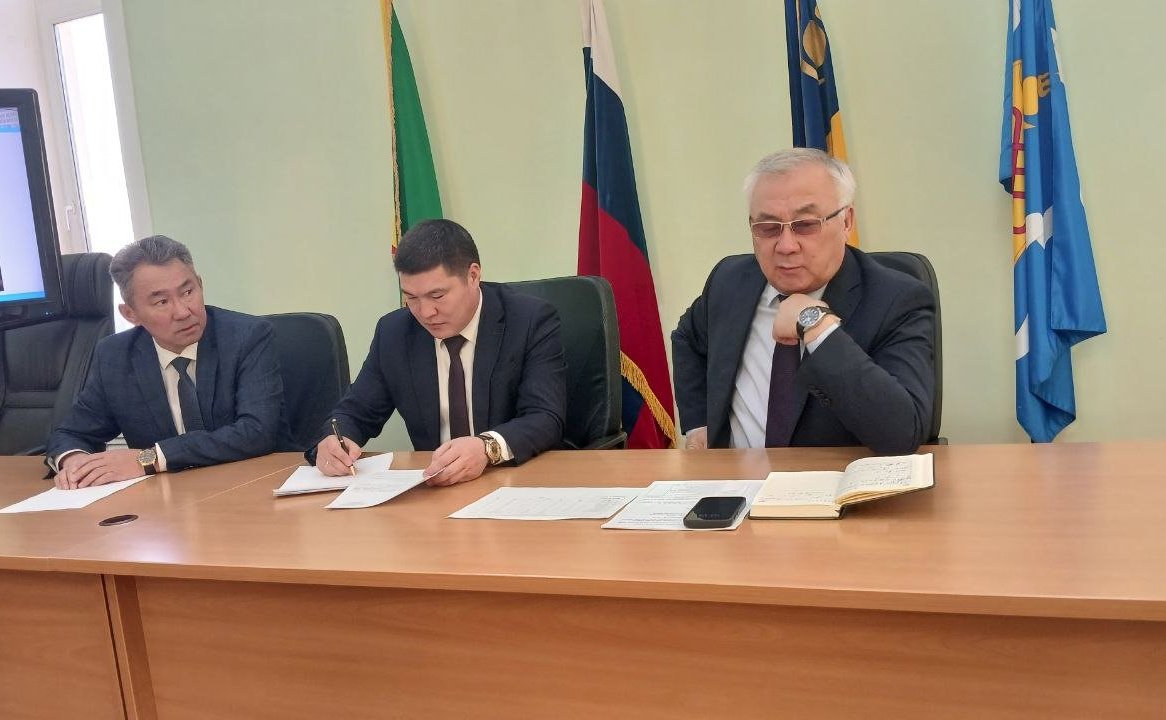 Баир Жамсуев в рамках региональной недели принял участие в заседании Консультативного совета глав муниципальных образований Агинского Бурятского округа