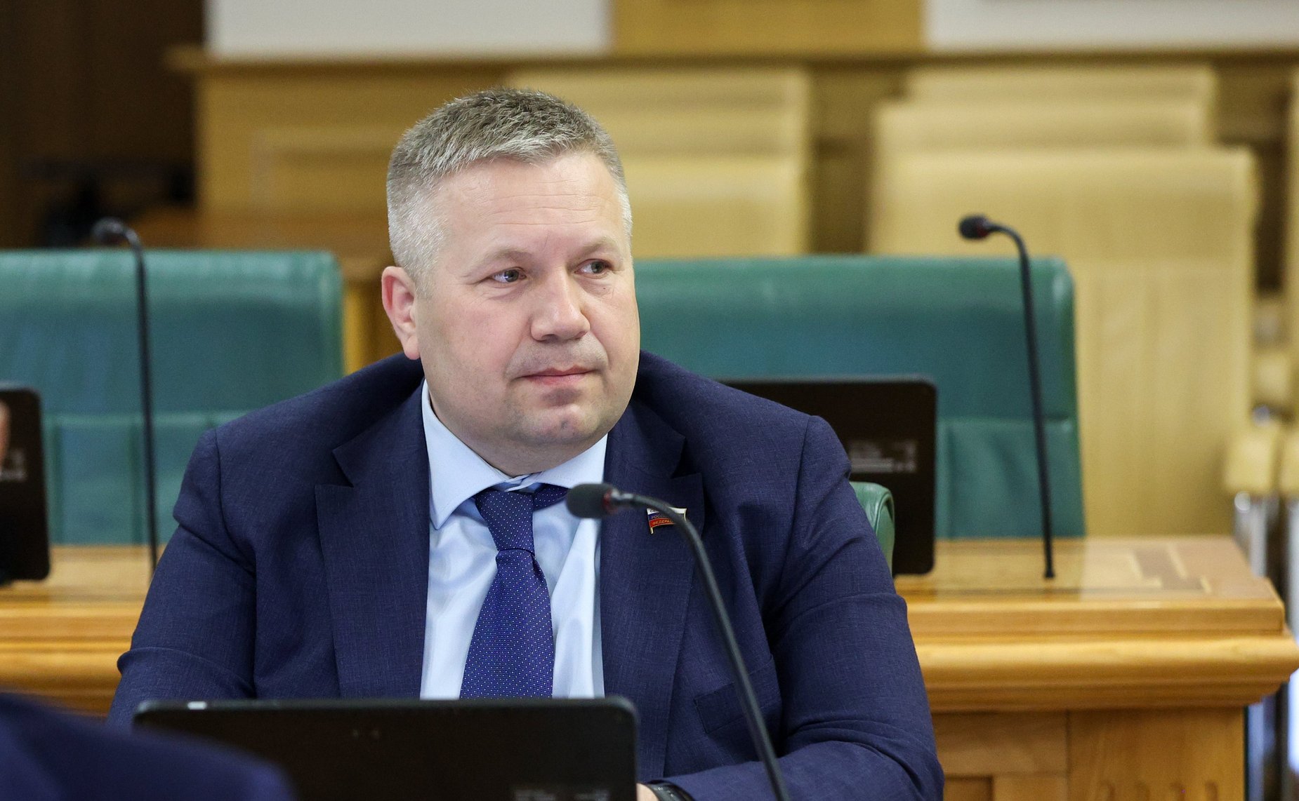 Денис Гусев