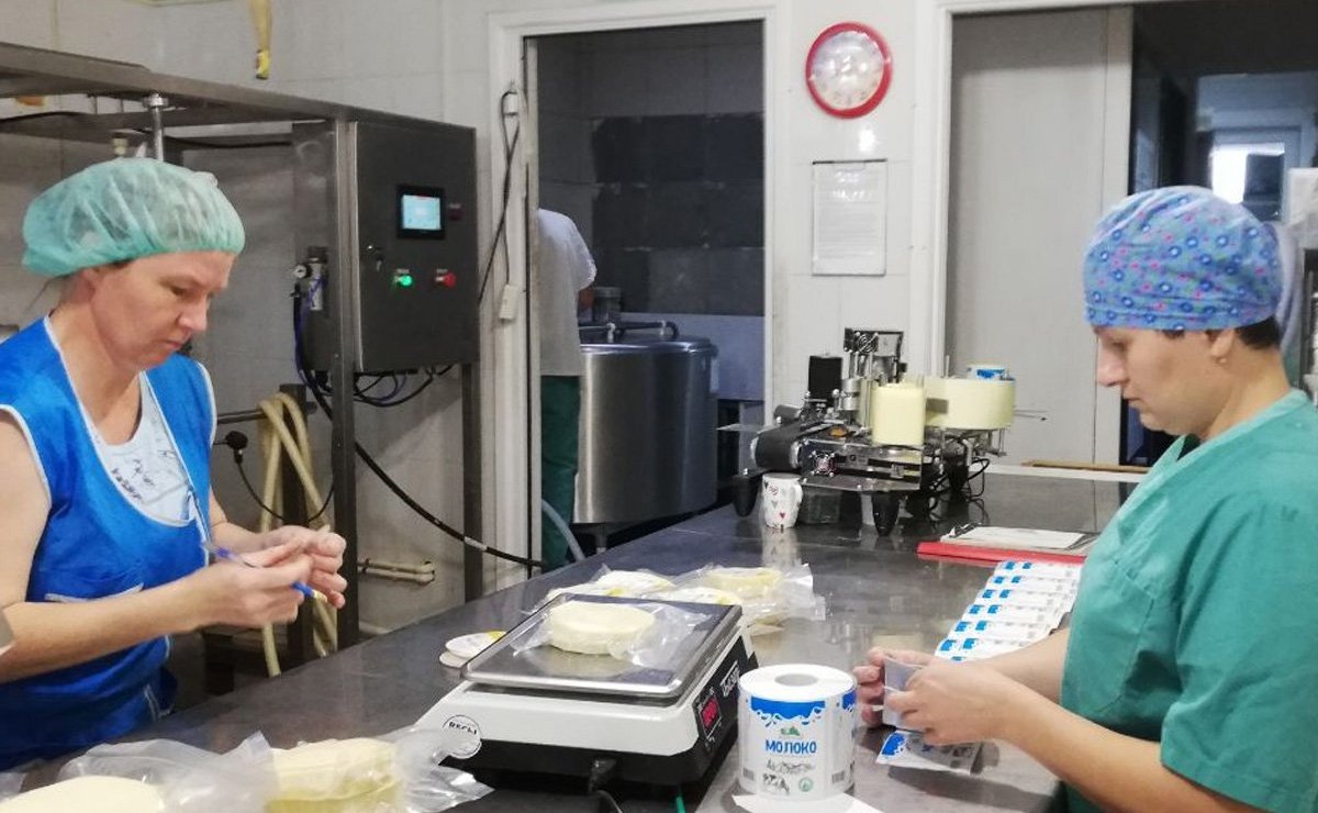 Татьяна Гигель в ходе рабочей командировки по региону побывала в фермерском хозяйстве ООО «Дружба»