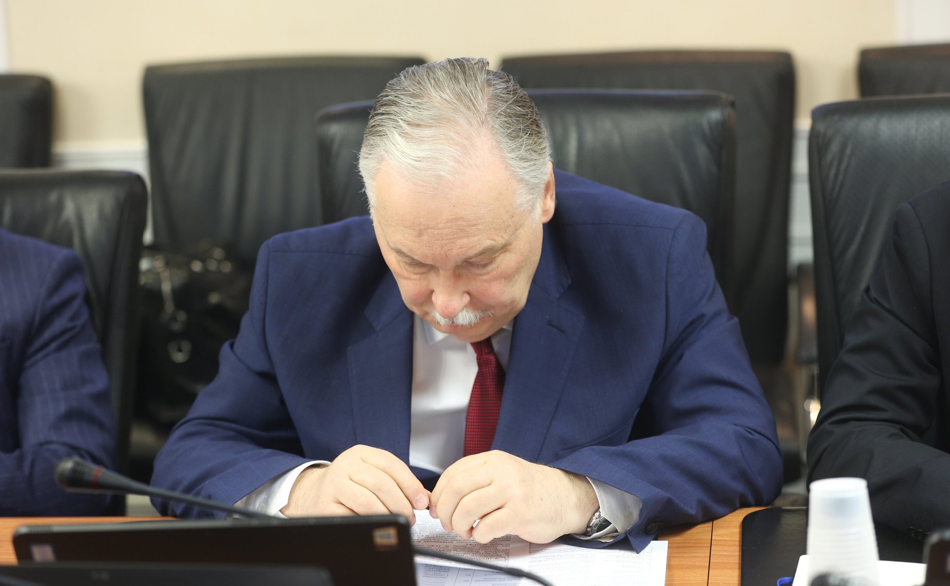 Круглый стол Комитета Совета Федерации по экономической политике совместно с Комитетом Совета Федерации по социальной политике на тему «О мерах государственной поддержки производства медицинской техники и оборудования»