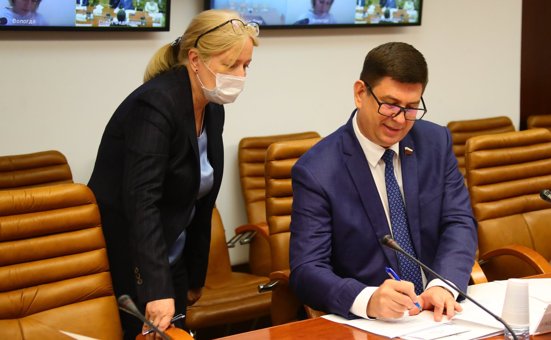 Виктор Смирнов