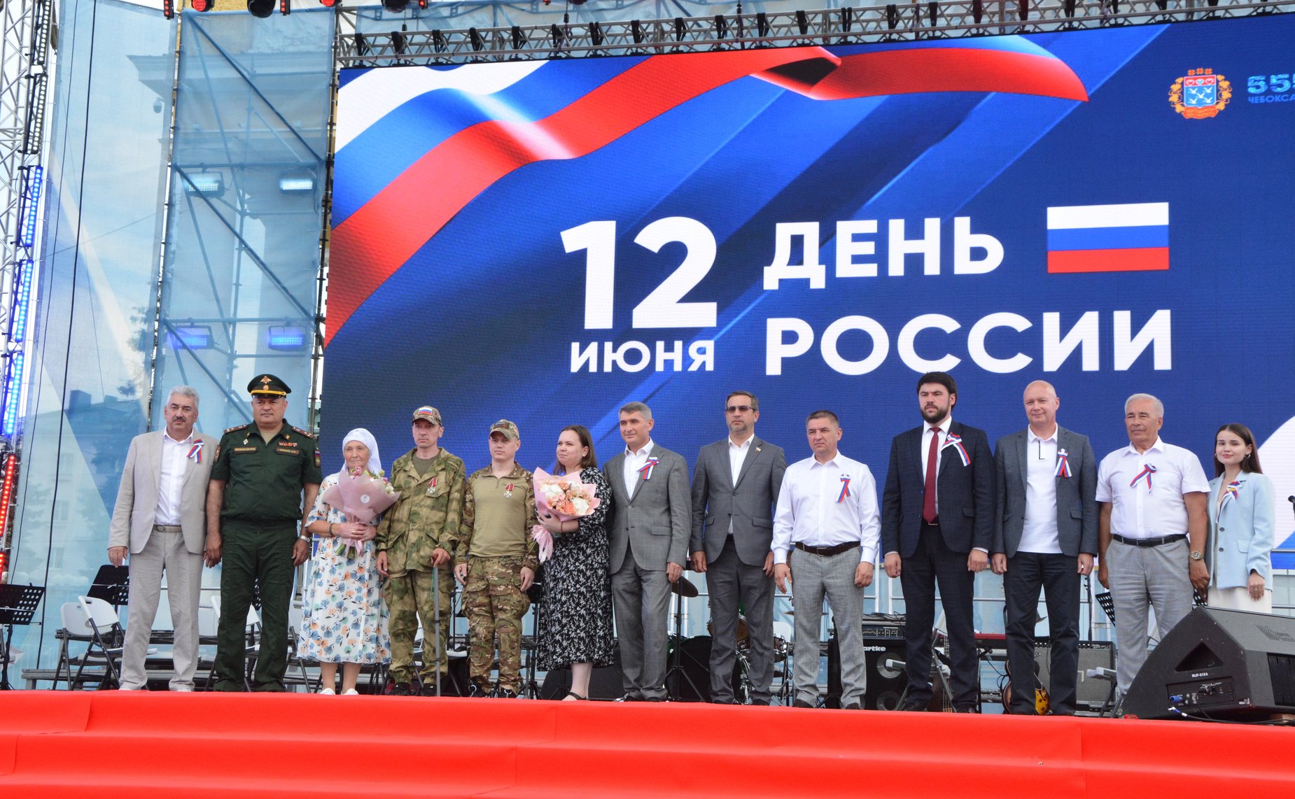 Николай Владимиров поздравил жителей и гостей республики с нашим общим праздником — с Днем России