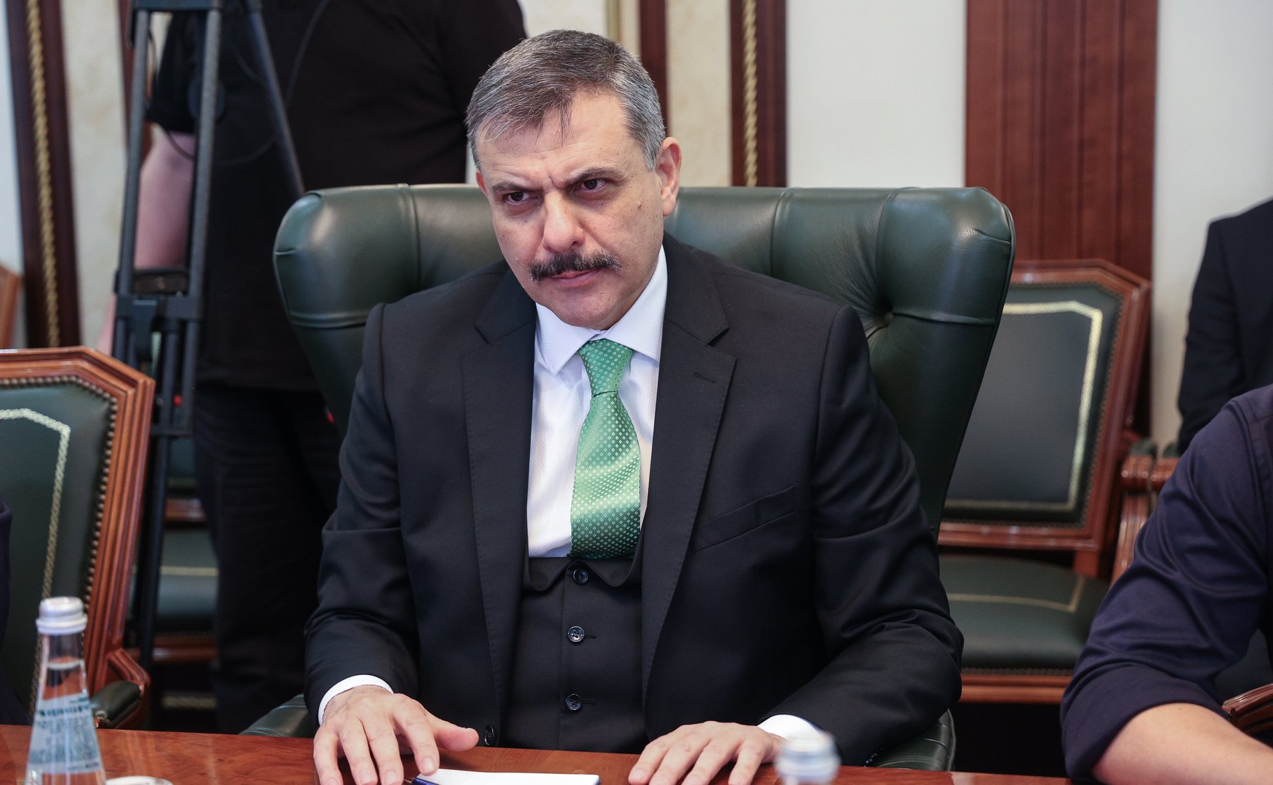 Ильяс Умаханов провел встречу с делегацией турецкой провинции Эрзурум во главе с ее губернатором Мустафой Чифчи