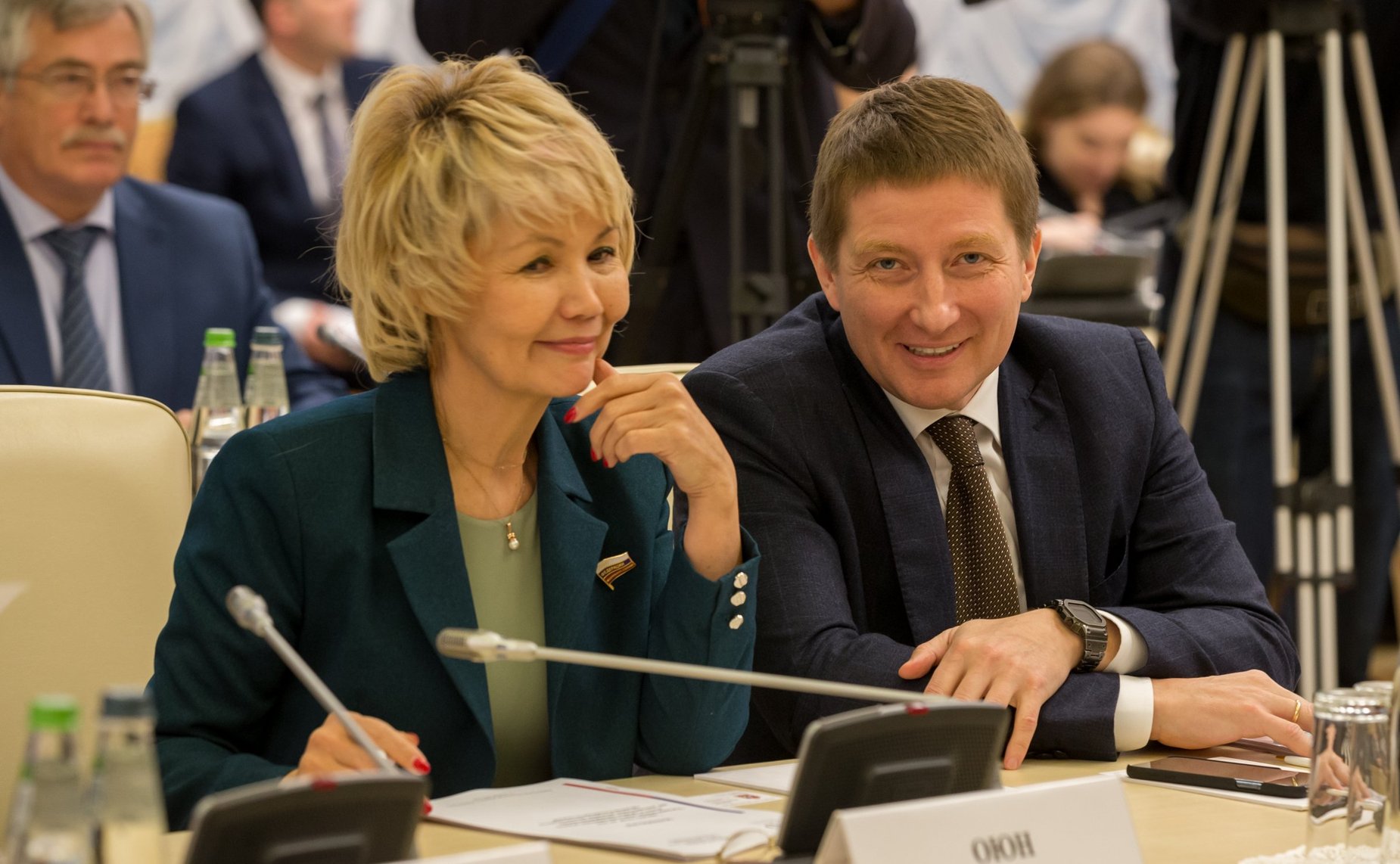 «Круглый стол» на тему «Государственные меры стимулирования развития малого и среднего предпринимательства как дополнительные источники доходов бюджетов субъектов РФ»