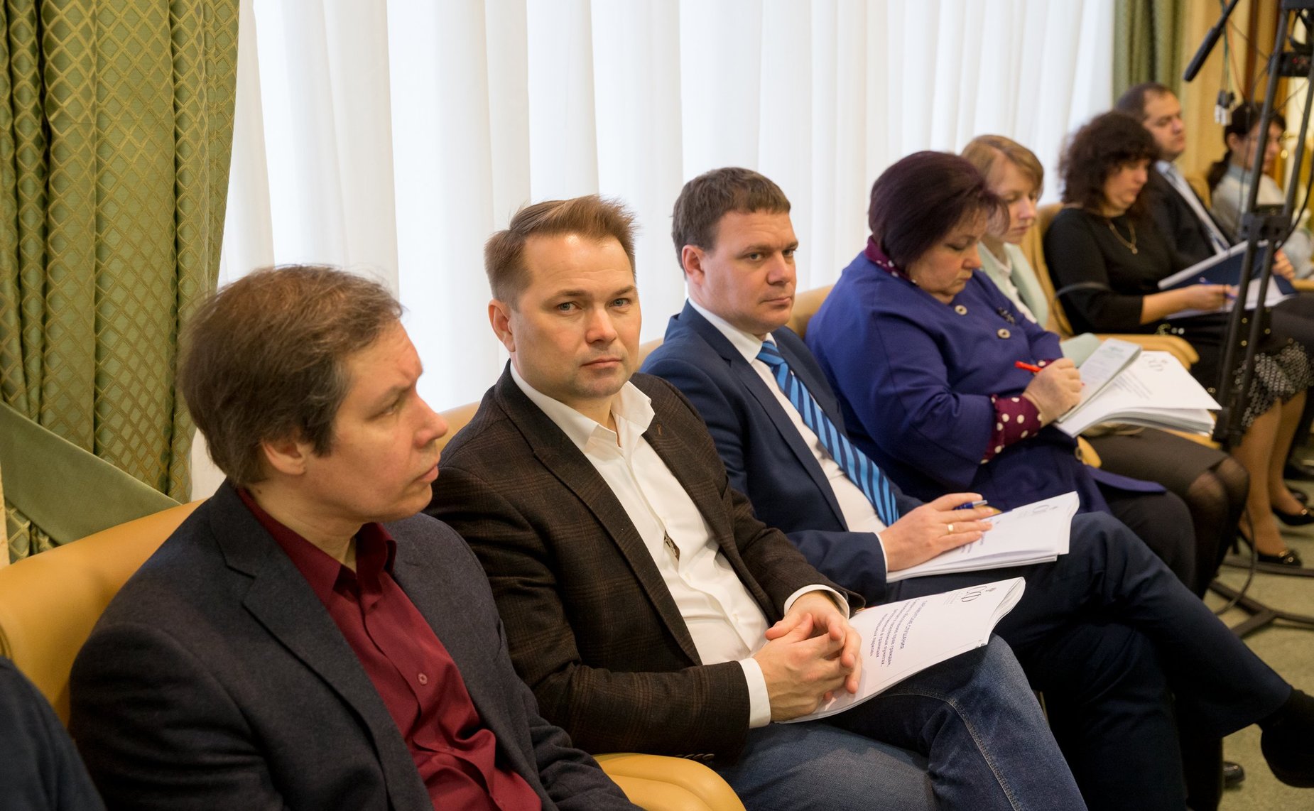 Парламентские слушания на тему «О мерах по обеспечению прав граждан, проживающих в населенных пунктах, расположенных в границах национальных парков»