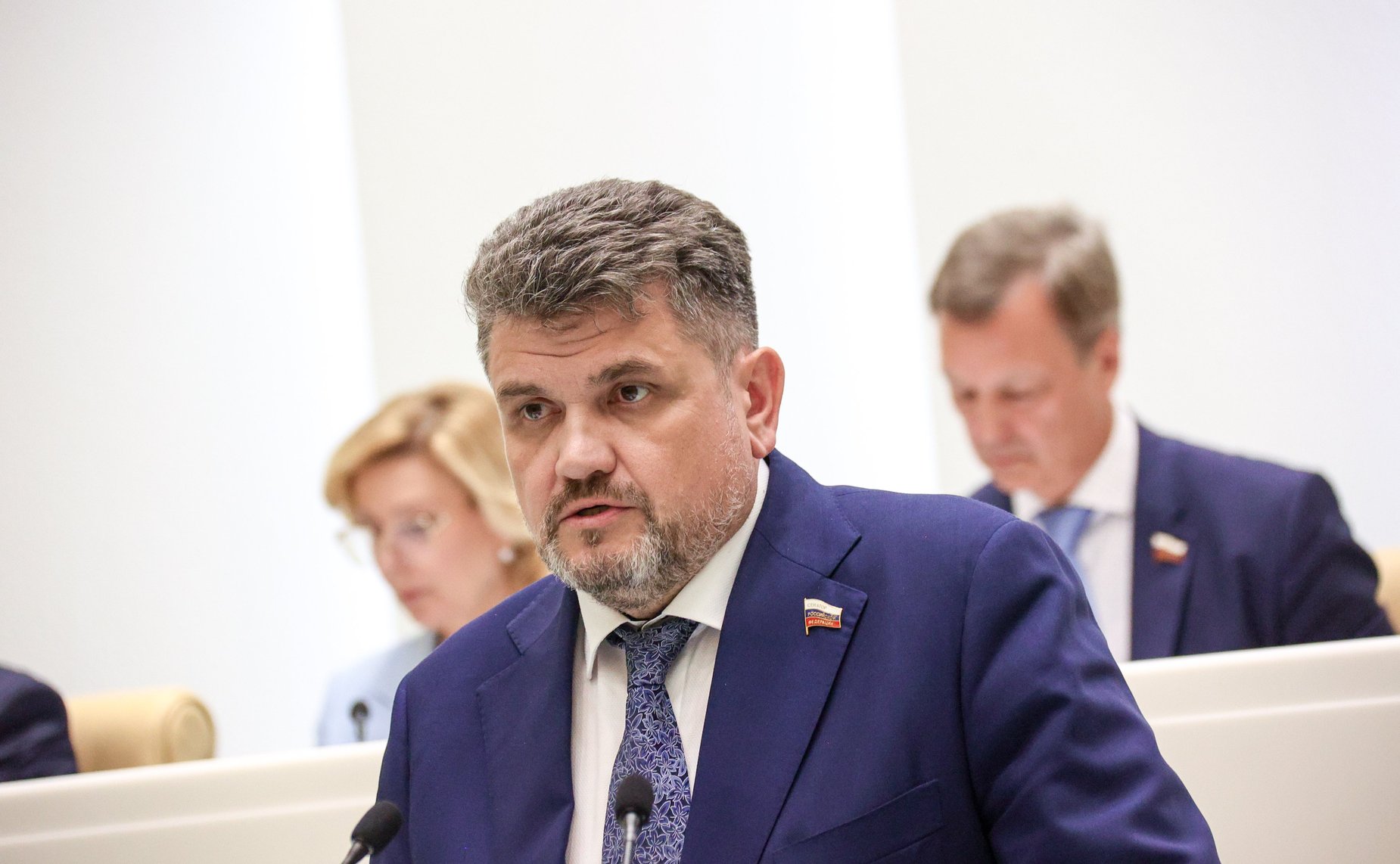 Александр Жуков