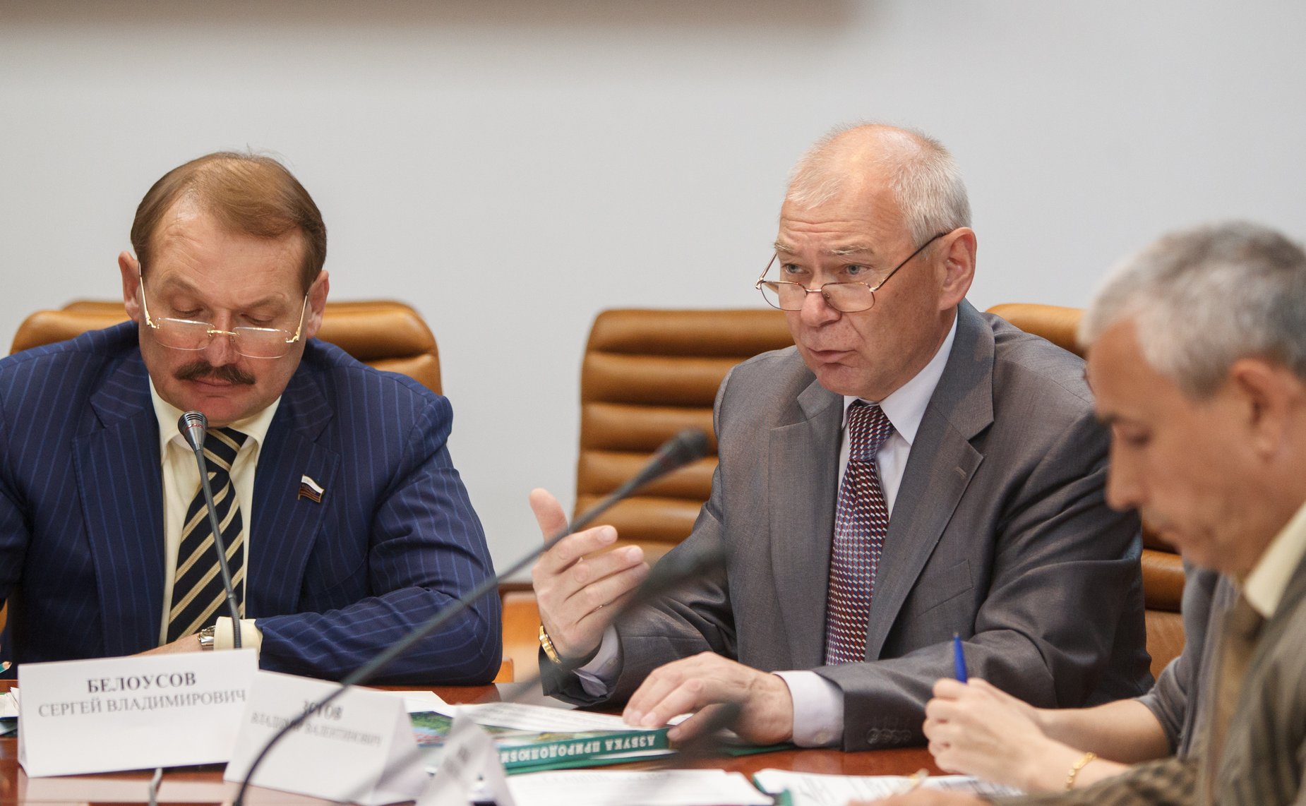 19.05.2014 Круглый стол комитета СФ по аграрно-продовольственной политике-4