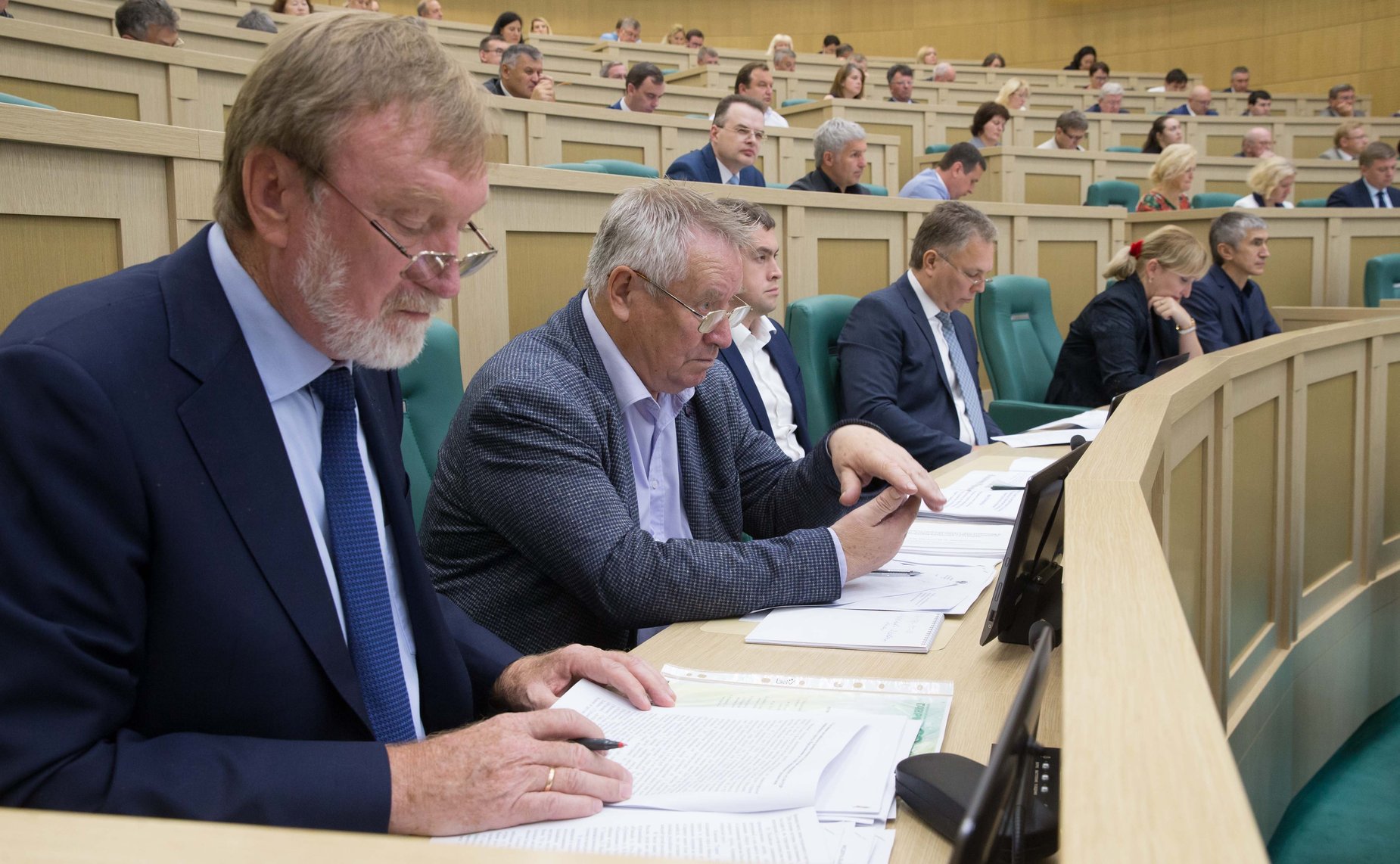 Парламентские слушания на тему «О комплексе первоочередных мер, направленных на обеспечение ускоренного развития отечественных селекции и семеноводства»