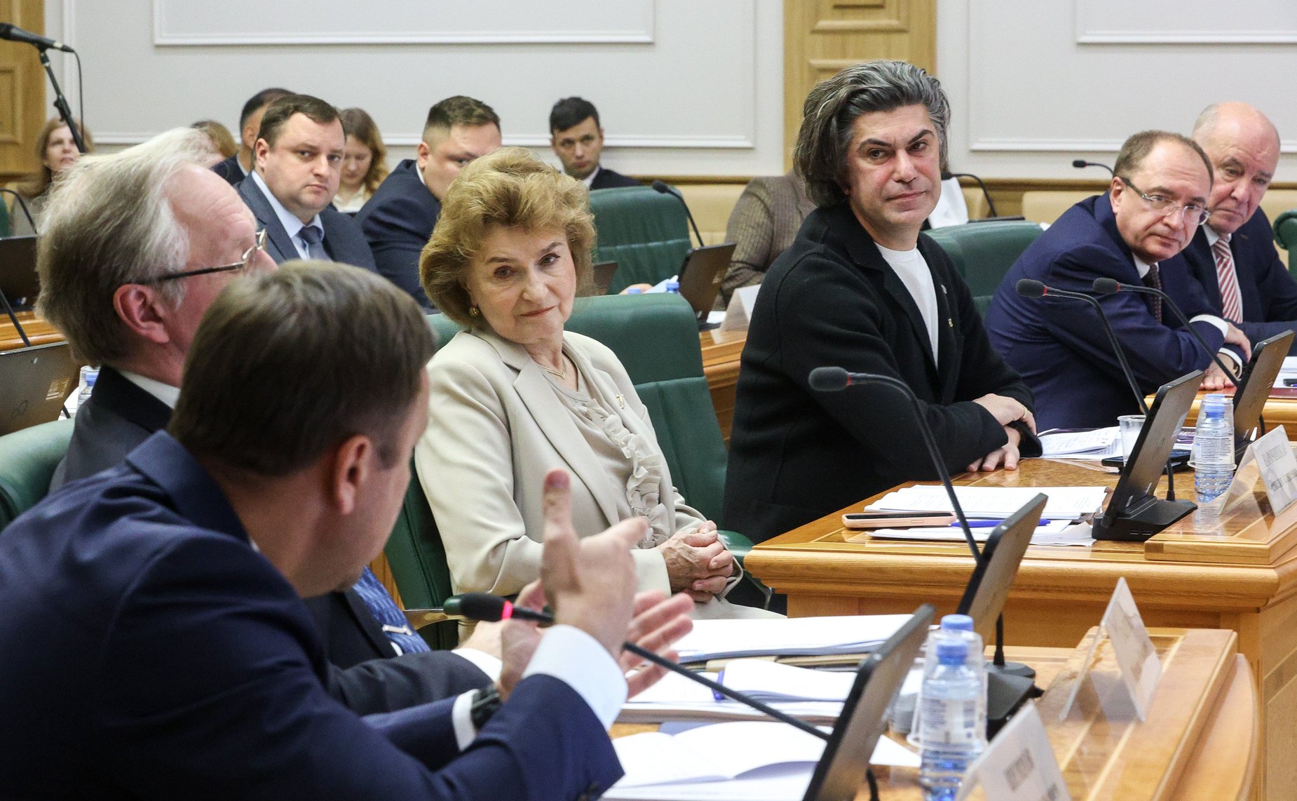 Парламентские слушания на тему «Государственная политика в сфере сохранения, защиты и развития русского языка: состояние, проблемы и пути решения»