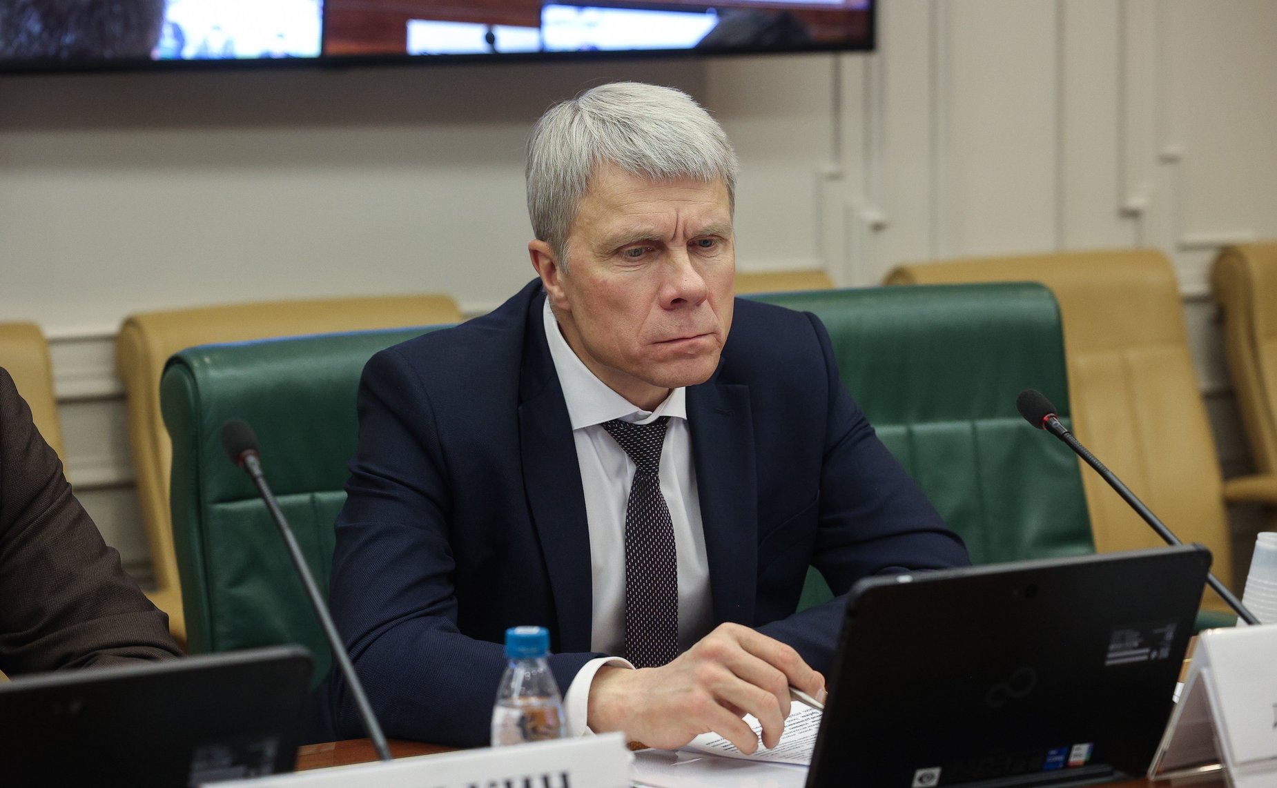 Круглый стол Комитета Совета Федерации по экономической политике совместно с Комитетом Совета Федерации по аграрно-продовольственной политике и природопользованию на тему «Обеспечение потребности экономики в твердых полезных ископаемых»