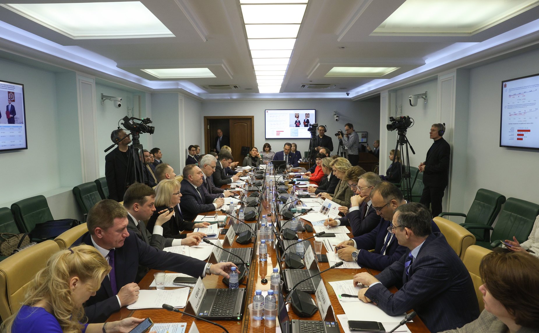 Расширенное заседание Комитета СФ по социальной политике