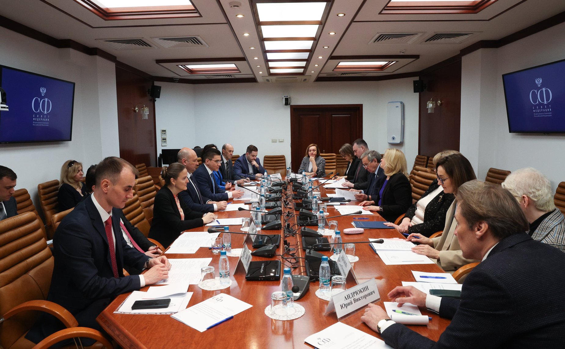 Семинар-совещание для законодательных органов субъектов РФ: «Актуальные вопросы подготовки и рассмотрения проектов законодательных инициатив в Совете законодателей РФ при Федеральном Собрании РФ»