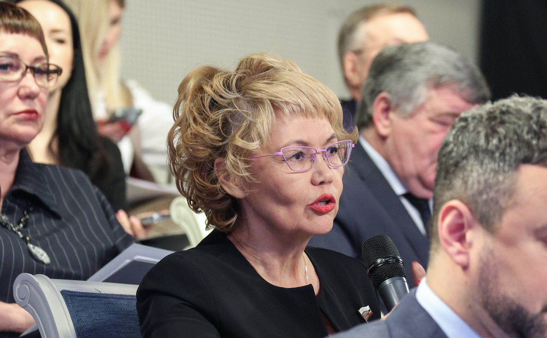 В Совете Федерации состоялся «Парламентский диалог» с Министром строительства и ЖКХ Иреком Файзуллиным