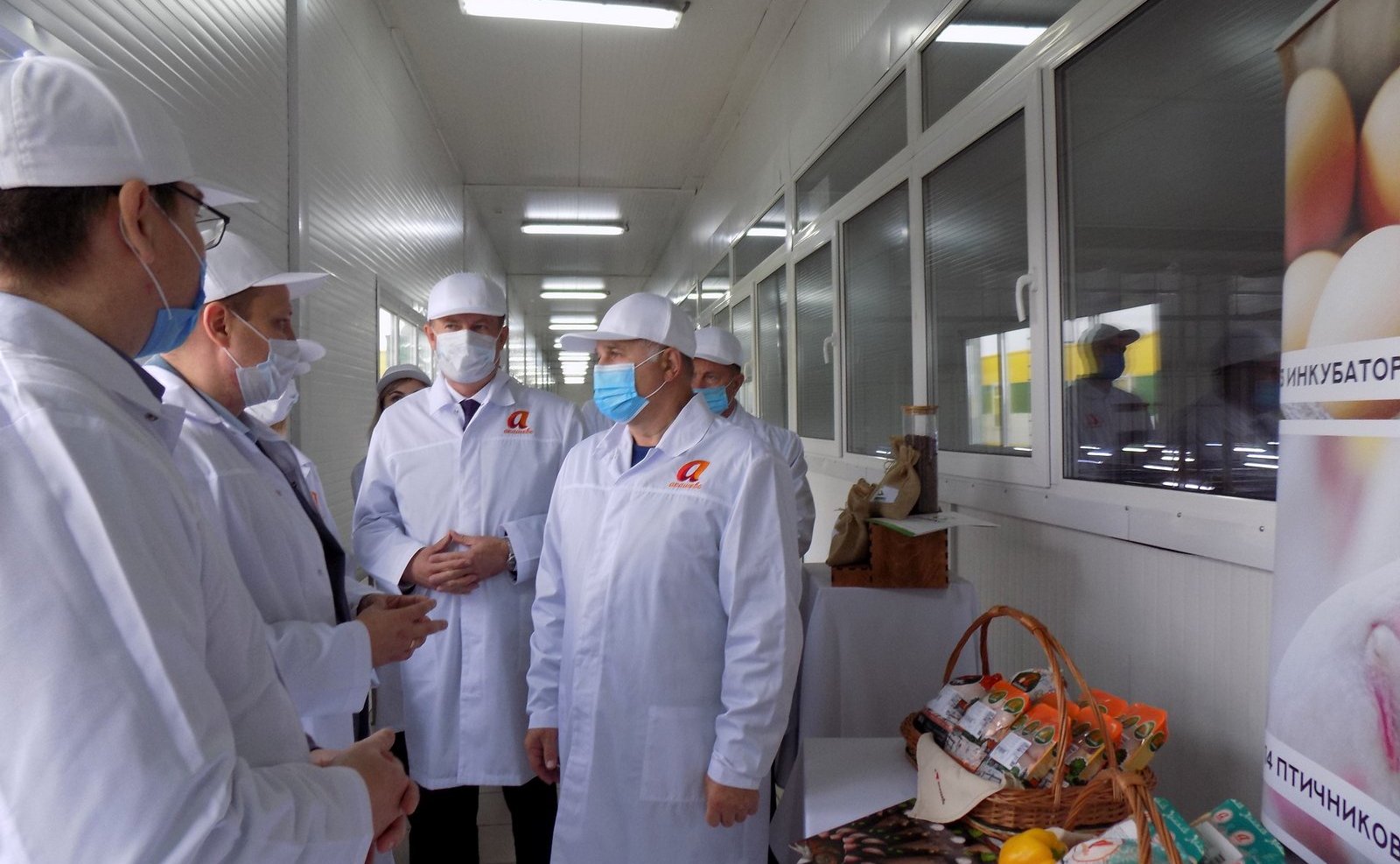 Сергей Мартынов посетил убойный цех мясоперерабатывающего завода по Куженеру ООО «Птицефабрика «Акашевская»