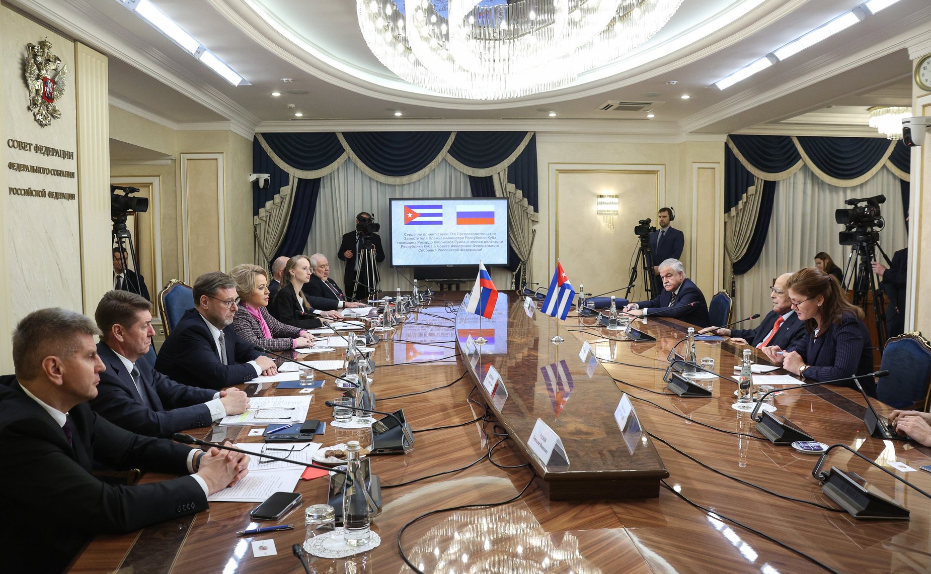 Валентина Матвиенко провела встречу с заместителем Премьер-министра Республики Куба Рикардо Кабрисасом Руисом