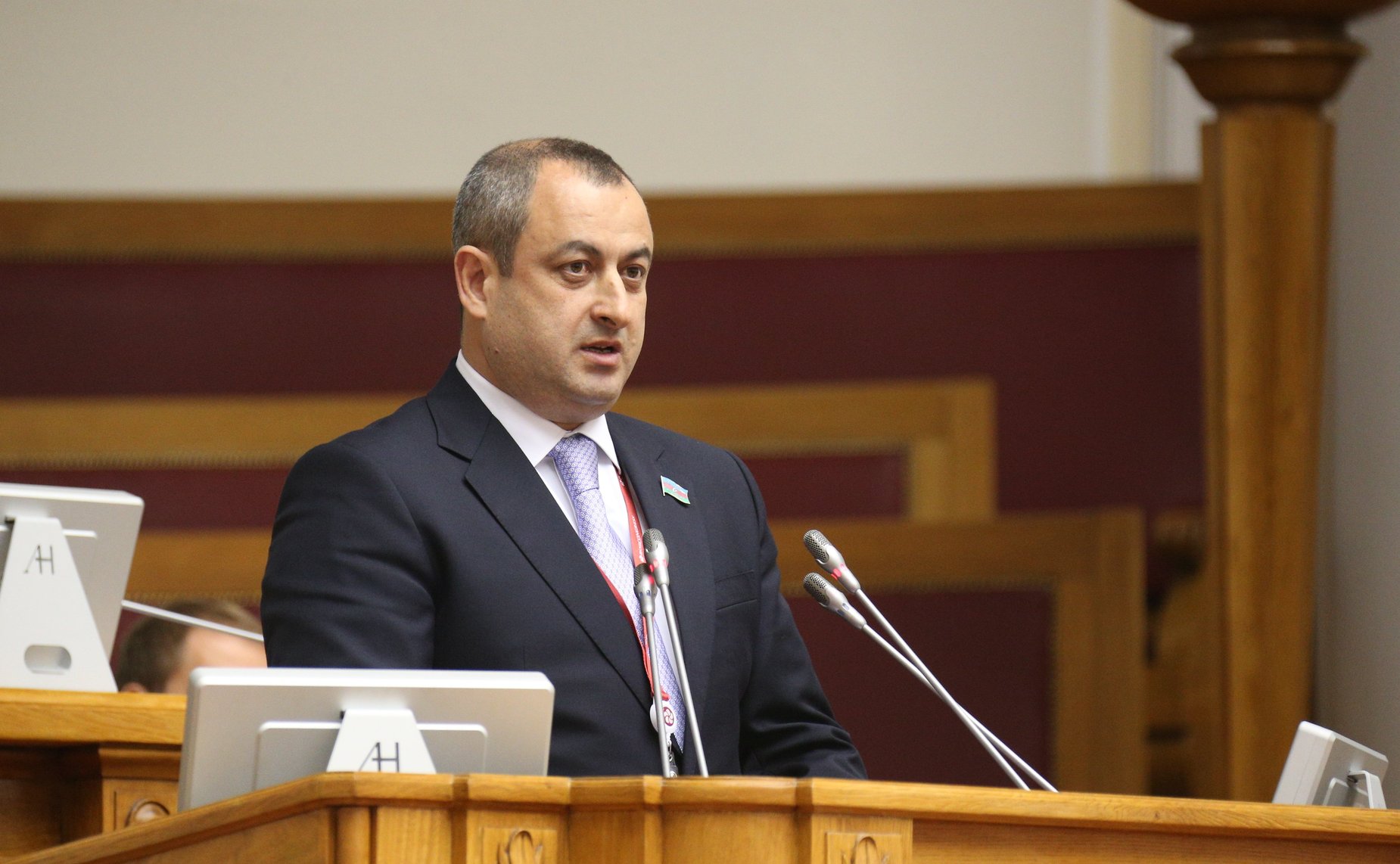 Пленарное заседание IX Невского международного экологического конгресса «Экология планеты — устойчивое развитие»