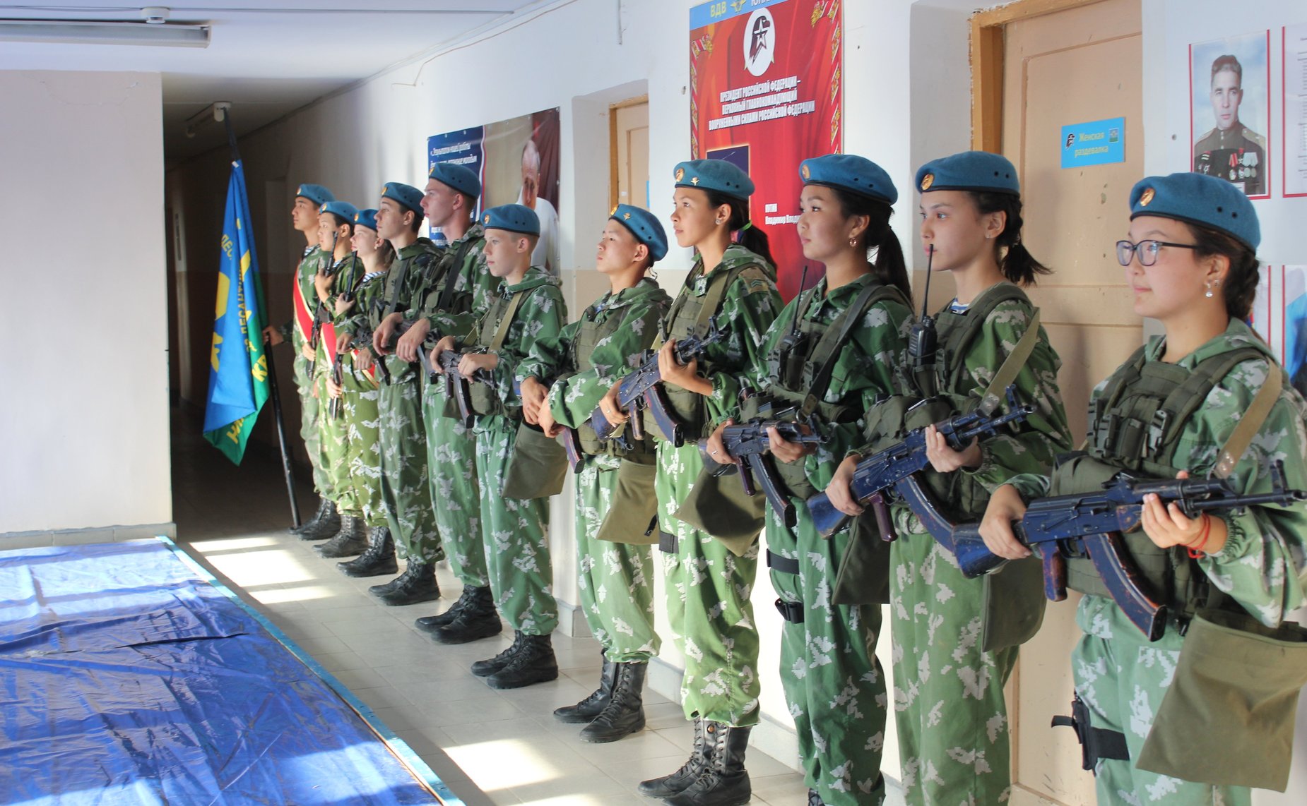 Алексей Майоров встретился с членами Калмыцкого регионального отделения Всероссийского военно-патриотического общественного движения «Юнармия»