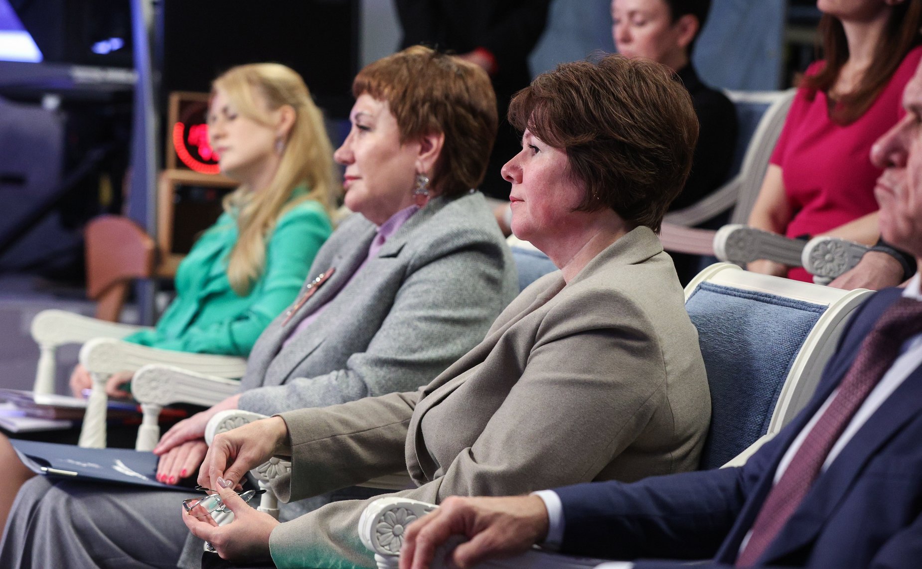 Парламентский диалог с председателем Фонда пенсионного и социального страхования РФ