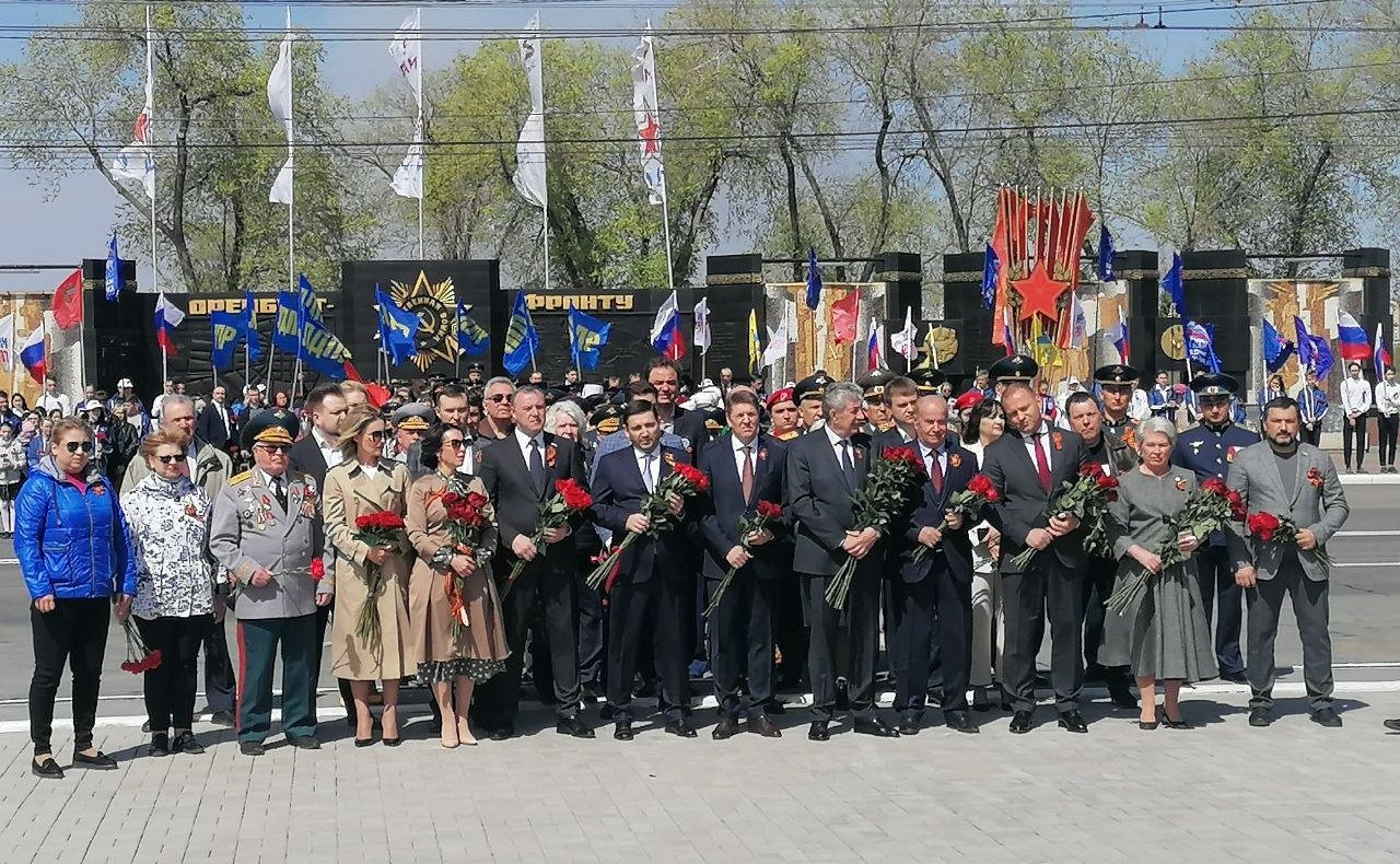 Андрей Шевченко принял участие в торжественных мероприятиях в Оренбургской области в ознаменование 77-й годовщины Победы в Великой Отечественной войне
