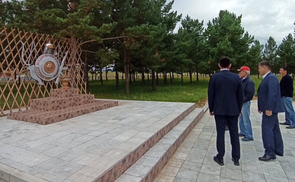 Баир Жамсуев посетил Дульдургинский район