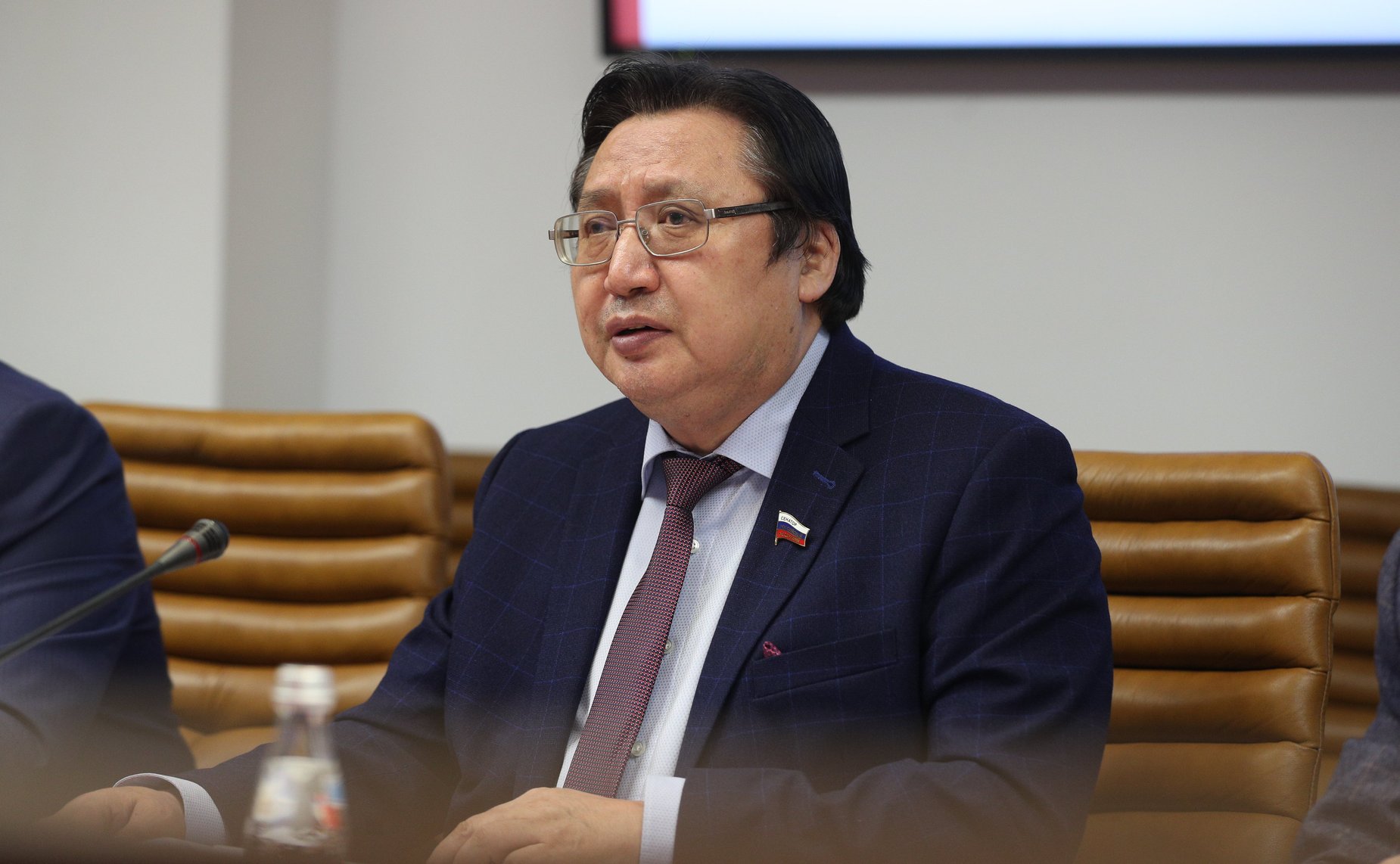 Александр Акимов