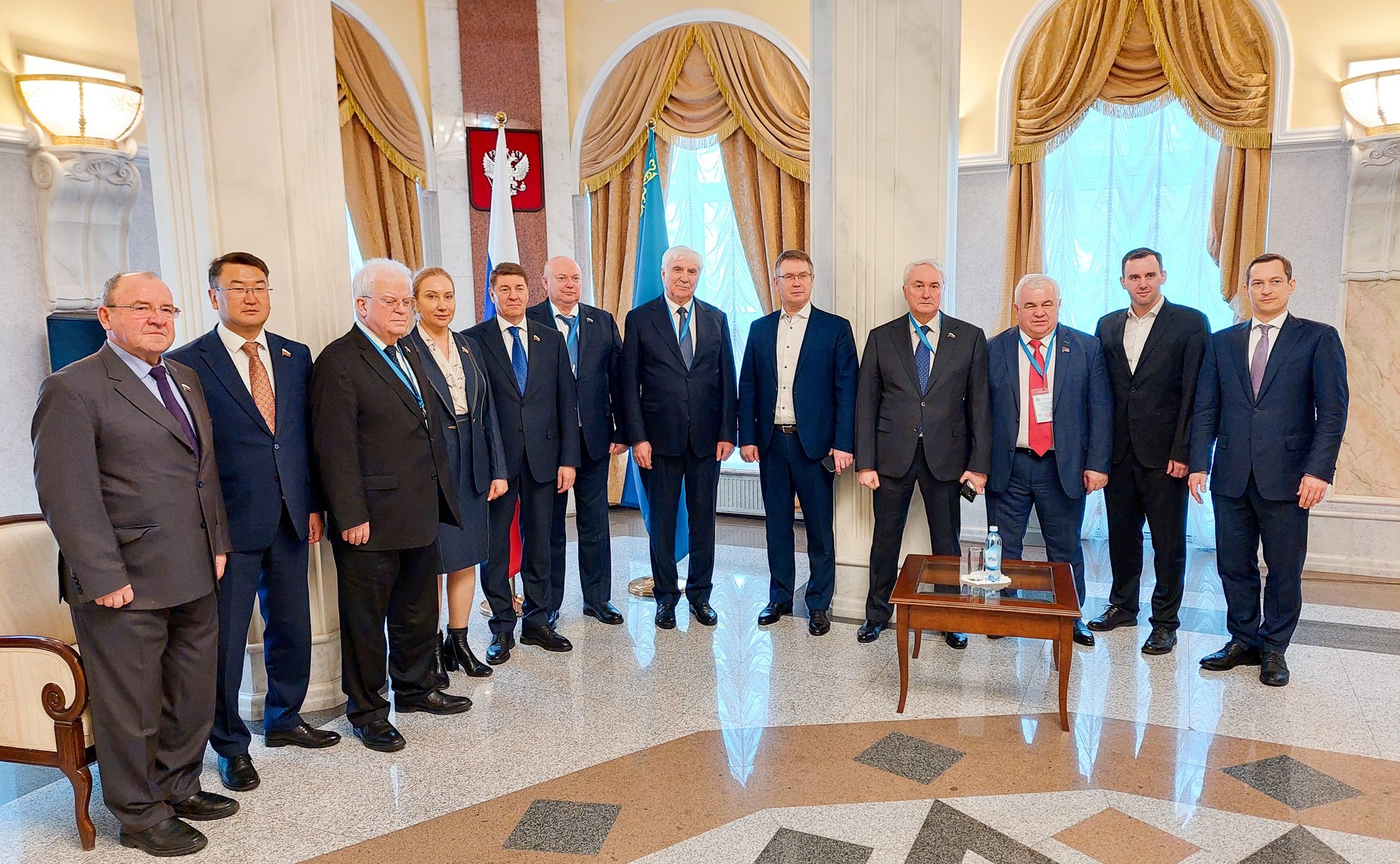 Делегация сенаторов по наблюдению за проведением референдума по принятию новой Конституции Казахстана провели встречу с Послом Российской Федерации в Республике Казахстан