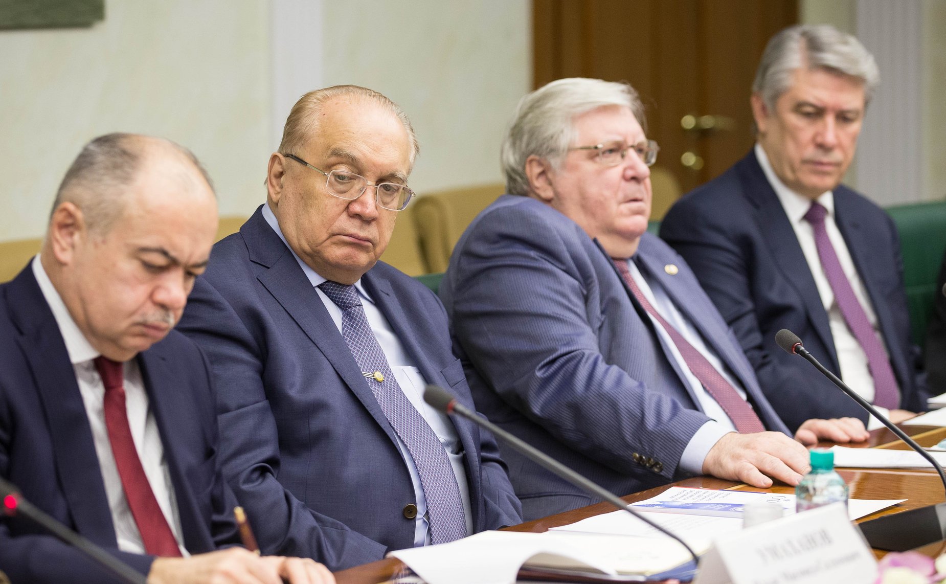 Участники заседания президиума Научно-экспертного совета при Председателе СФ