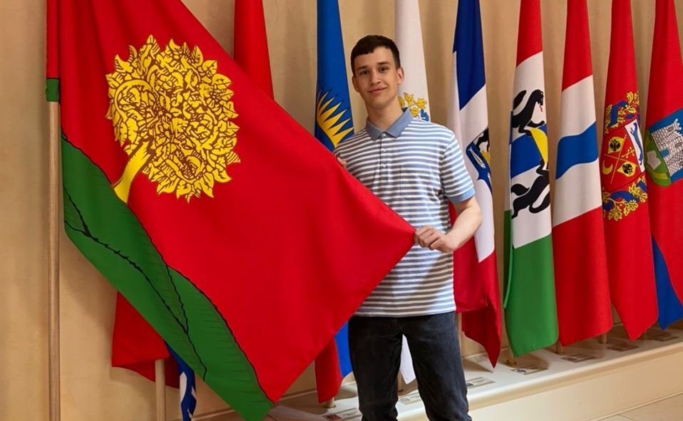 Оксана Хлякина встретилась с участником культурно-образовательного проекта «Поезд Памяти»