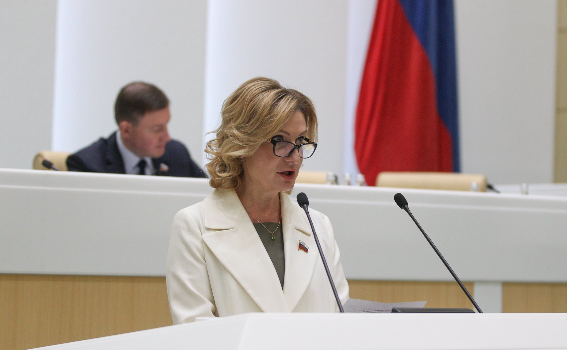 Инна Святенко