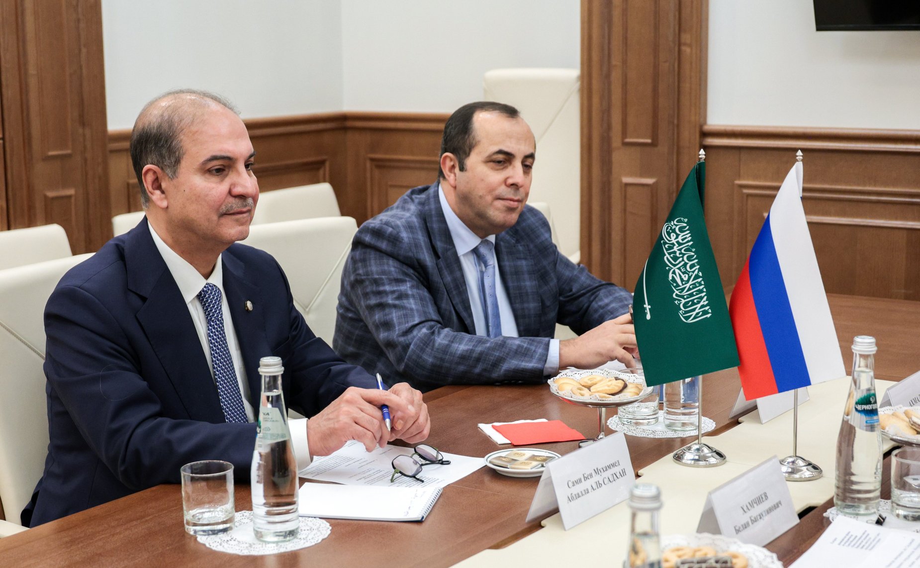 Белан Хамчиев провел встречу с Чрезвычайным и Полномочным Послом Королевства Саудовская Аравия в Российской Федерации