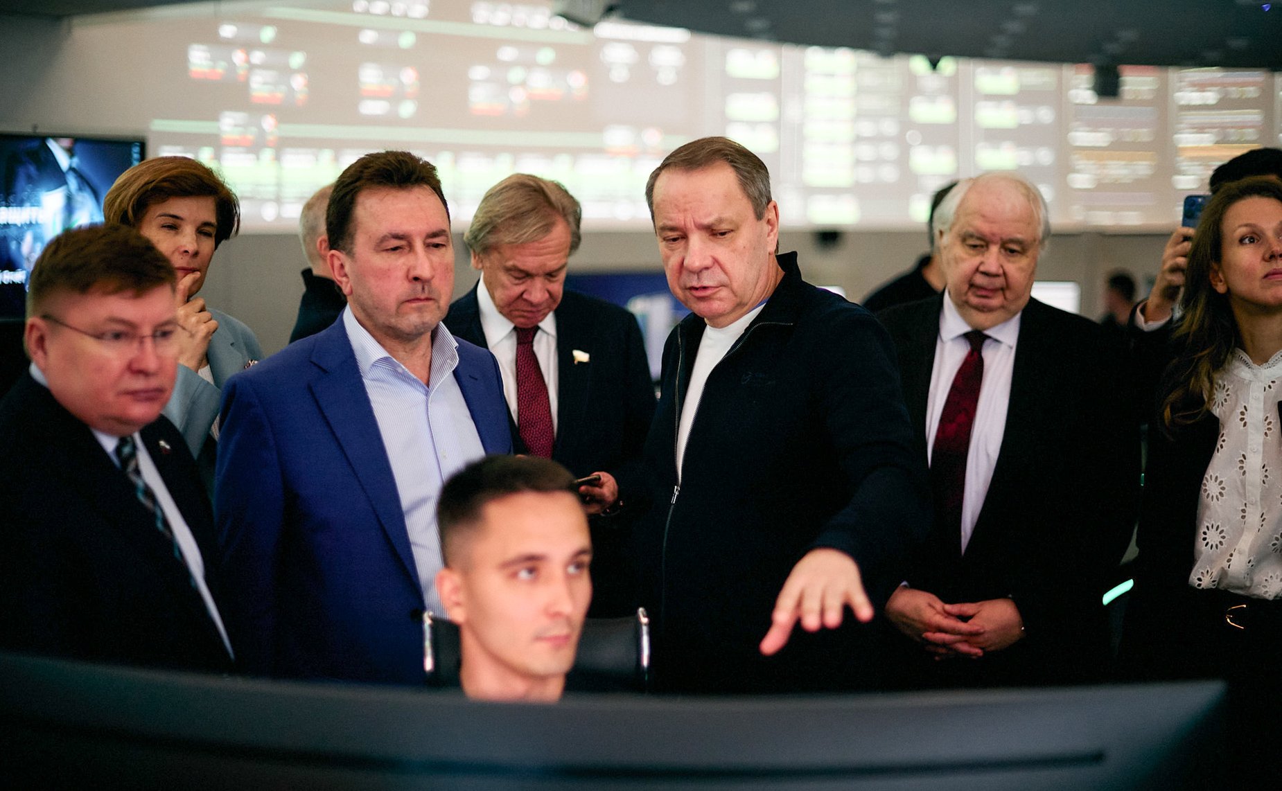 Члены Комиссии Совета Федерации по информационной политике и взаимодействию со СМИ посетили Центр кибербезопасности (SOC) Сбера, где ознакомились с работой банка по предотвращению мошенничества в режиме реального времени