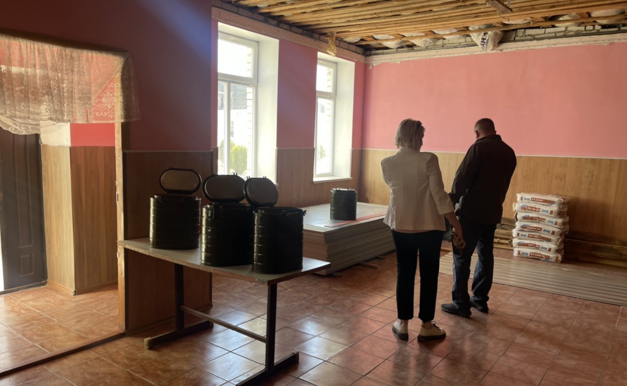 Игорь Кастюкевич посетил школу в поселке Стрелковое Генического района