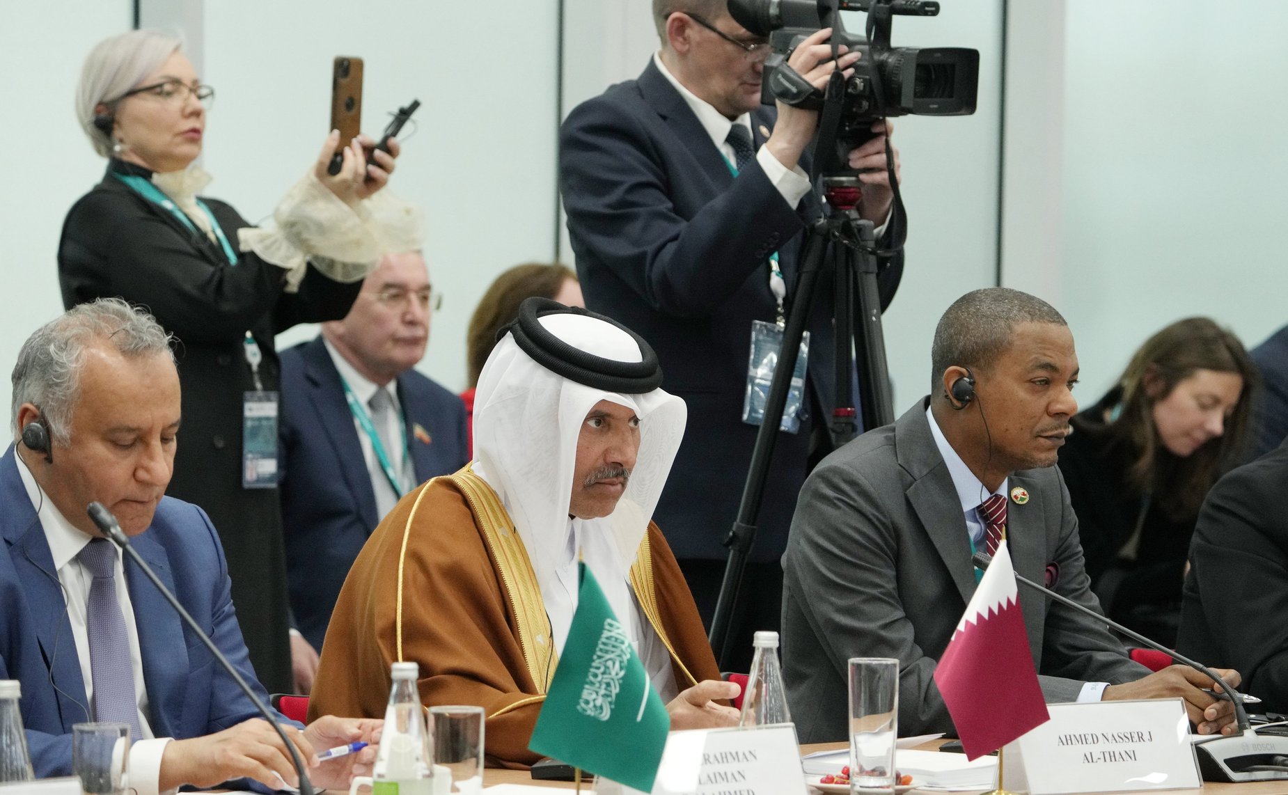 Григорий Карасин выступил в ходе встречи Чрезвычайных и Полномочных Послов иностранных государств в России. Мероприятие состоялось в рамках XVI Международного экономического форума «Россия – Исламский мир: KazanForum»