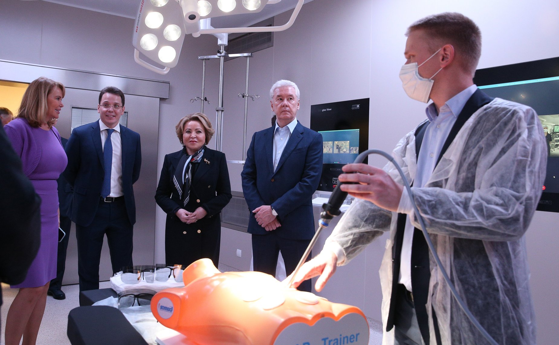 Председатель Совета Федерации Валентина Матвиенко приняла участие в открытии многофункционального медицинского центра в Москве