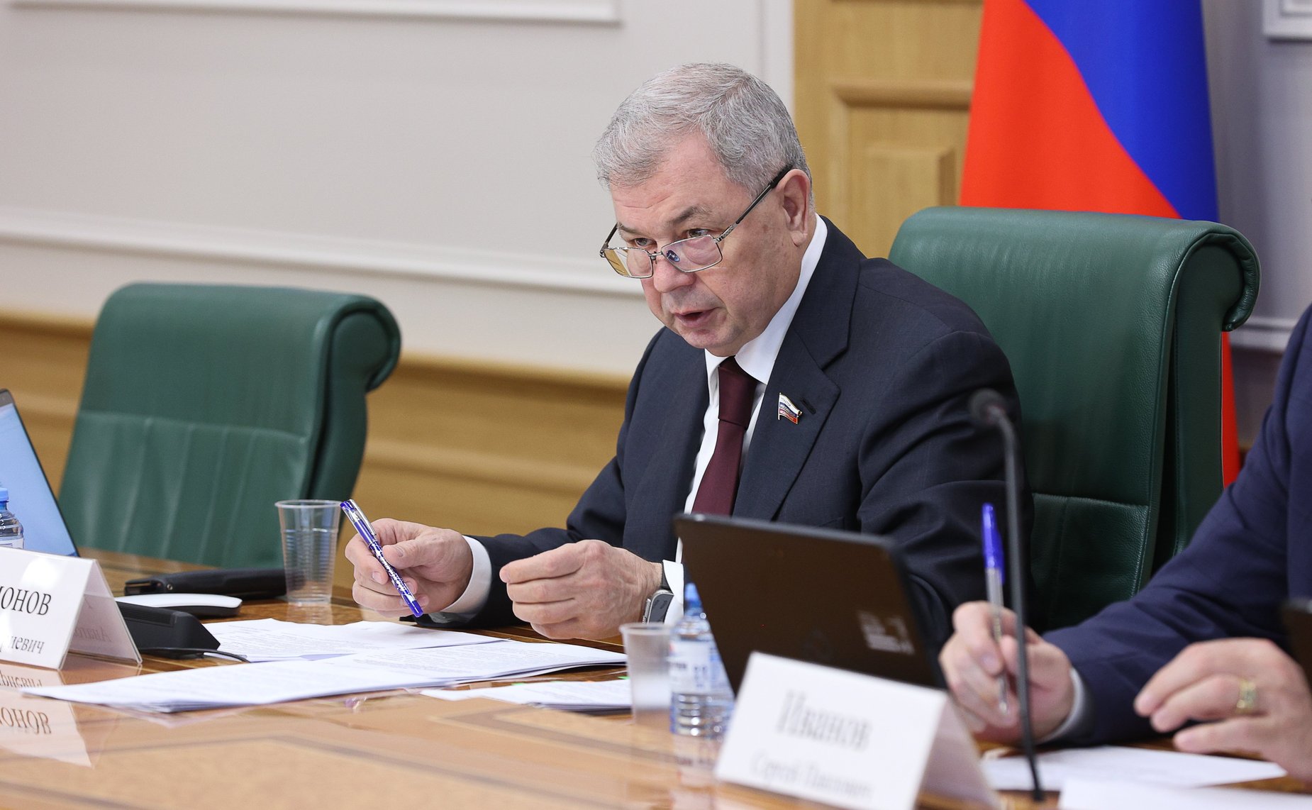 Анатолий Артамонов