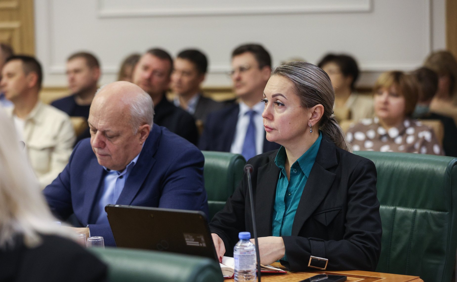 Семинар для помощников сенаторов РФ по работе в СФ, работающих по срочному служебному контракту или по срочному трудовому договорю, по вопросам обеспечения деятельности сенаторов РФ совместно с Управлением государственной службы и кадров Аппарата СФ