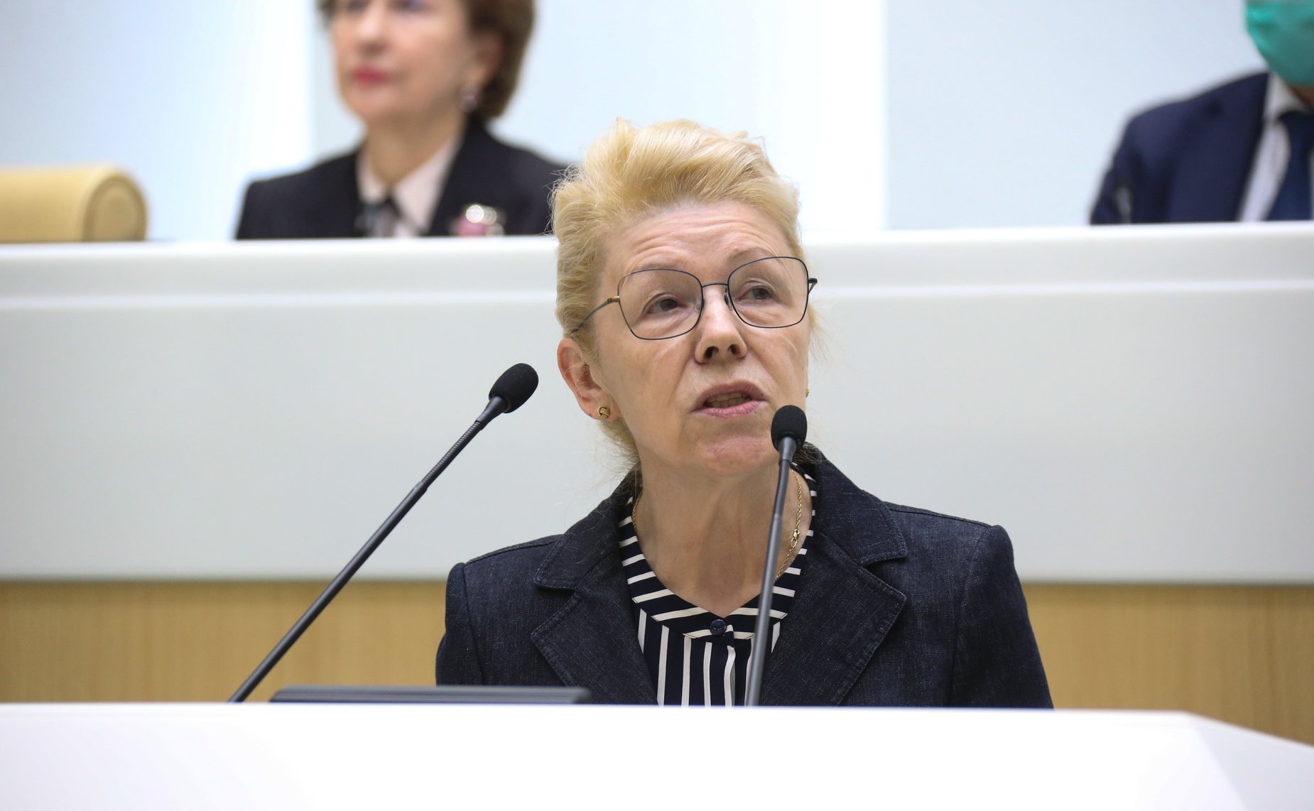 Елена Мизулина