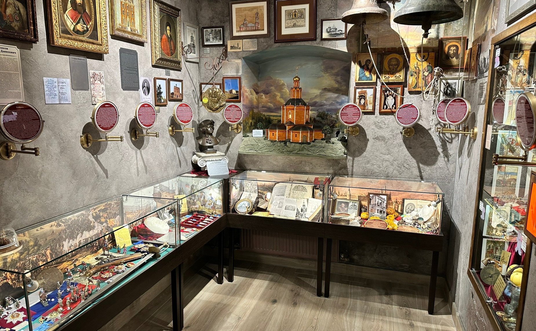 Игорь Мурог обсудил регистрацию новых рязанских брендов «Сапожковские грязи» и «Рязанская чоколава»