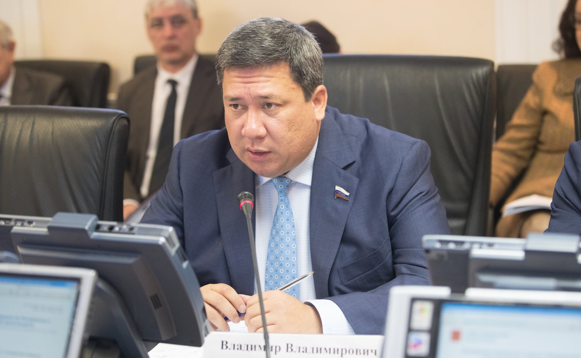 В. Полетаев