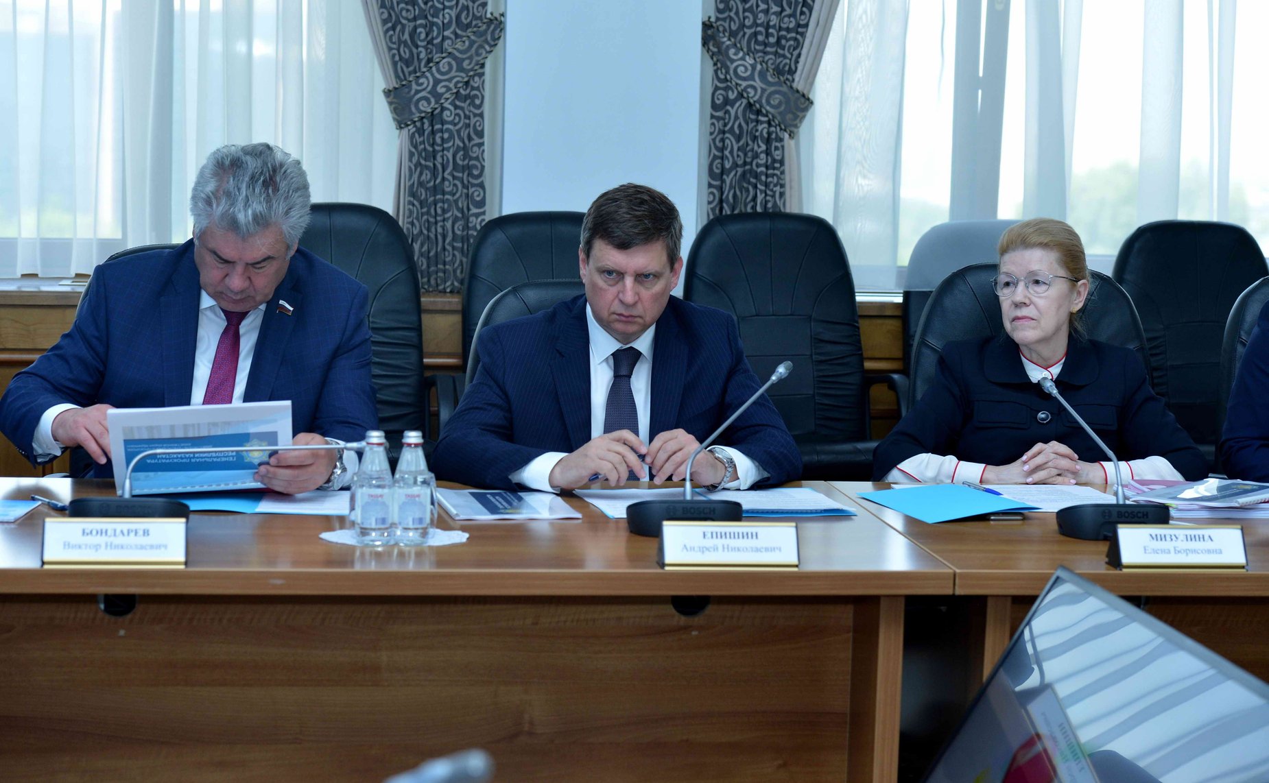 Заседание Комиссии по сотрудничеству между Советом Федерации и Сенатом Парламента Республики Казахстан